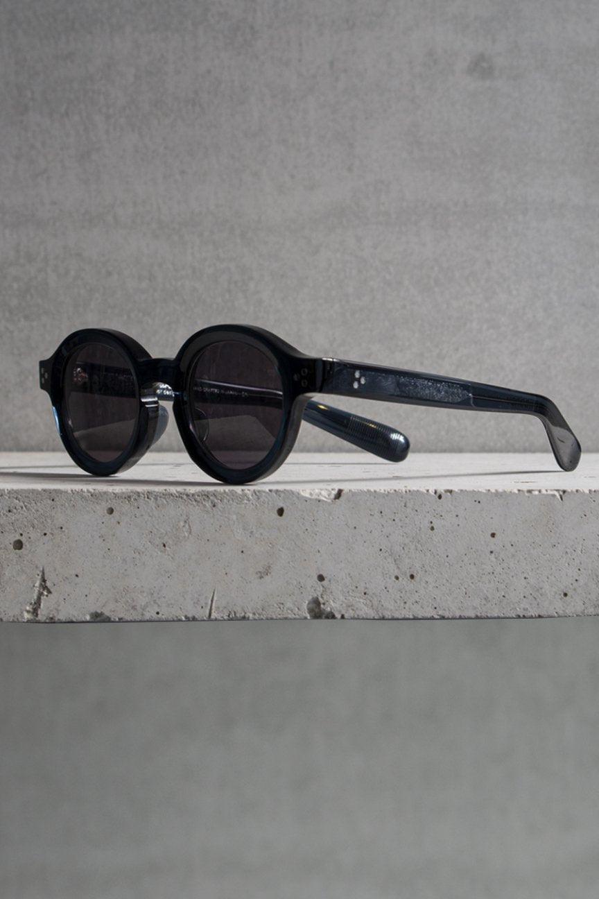 CORBY / FRAME-NAVY LENS-BLACK - RAINMAKER KYOTO