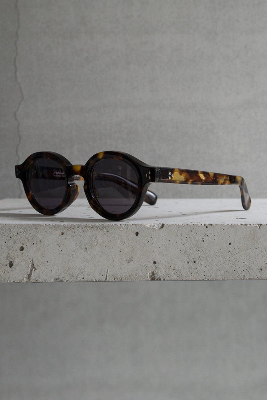 CORBY / FRAME-DARK HAVANA LENS-BLACK - RAINMAKER KYOTO