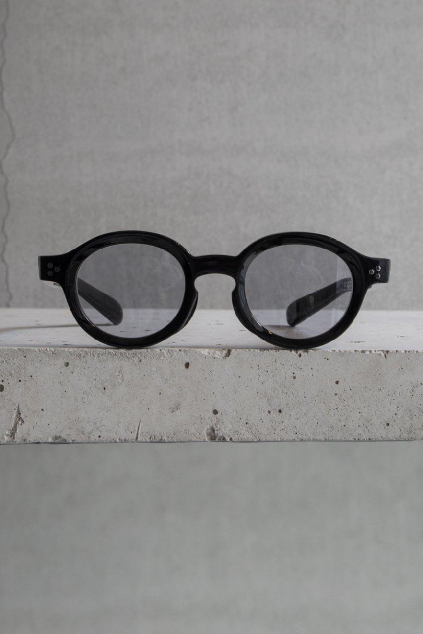 CORBY / FRAME-BLACK LENS-SMOKE - RAINMAKER KYOTO