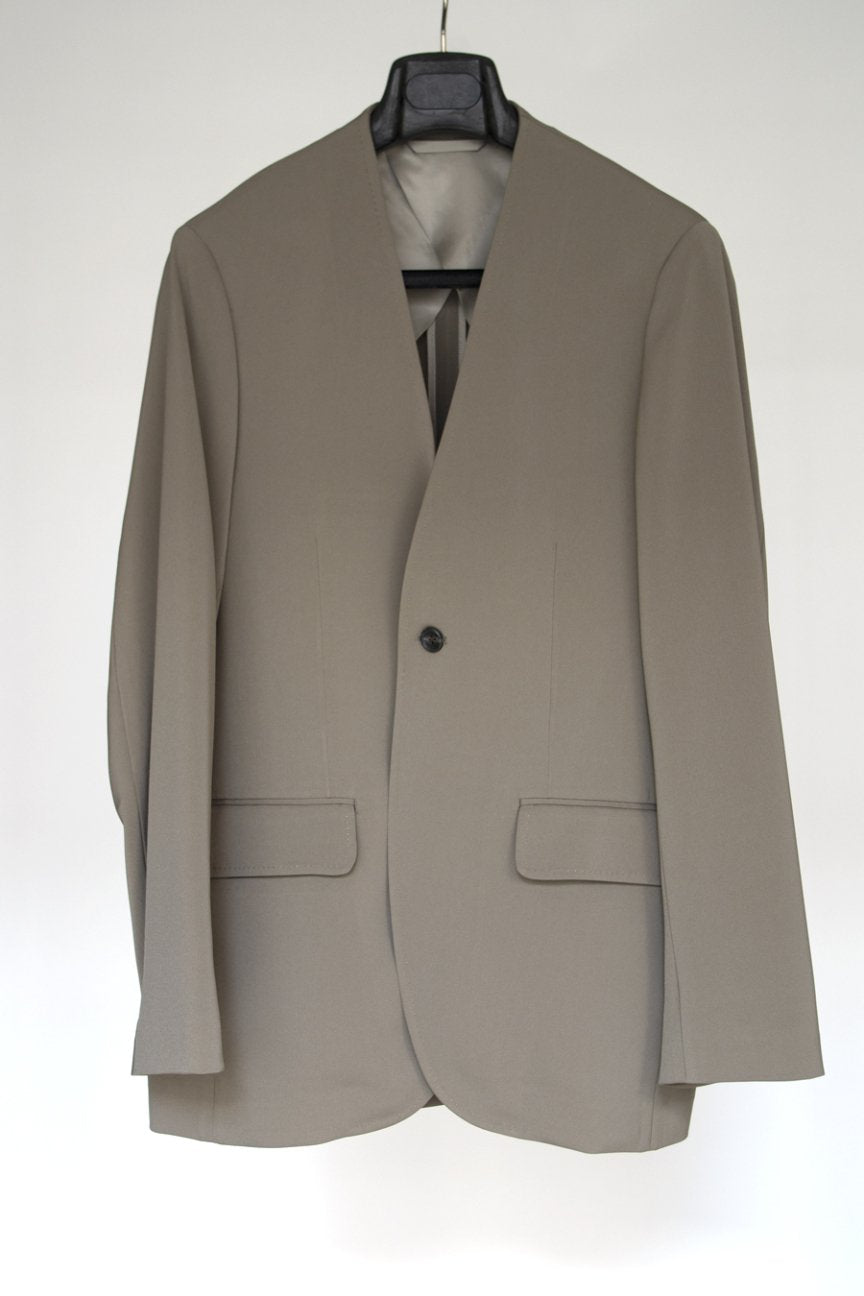 NO COLLAR JACKET / TAUPE