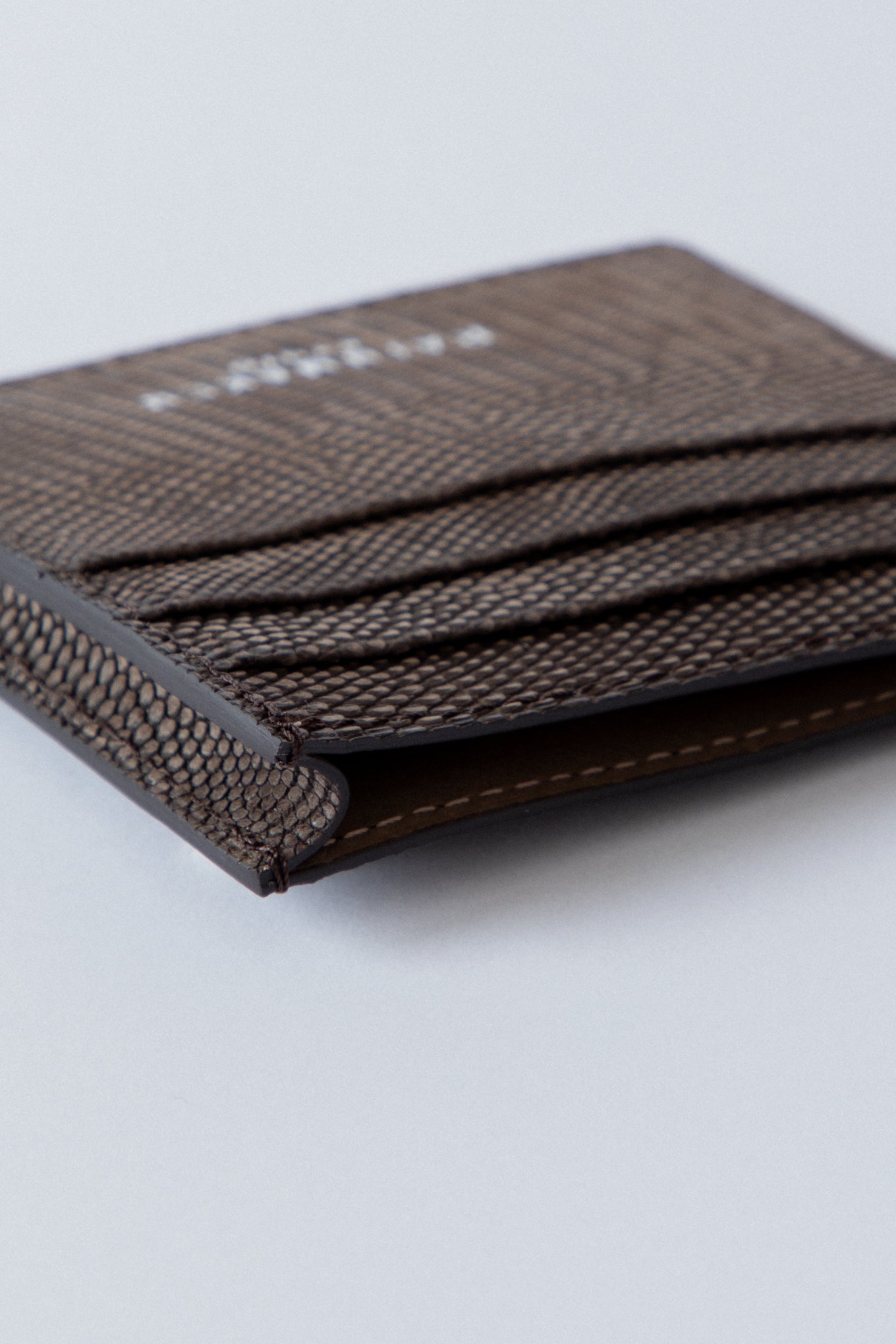 ESSENTIAL WALLET / BROWN
