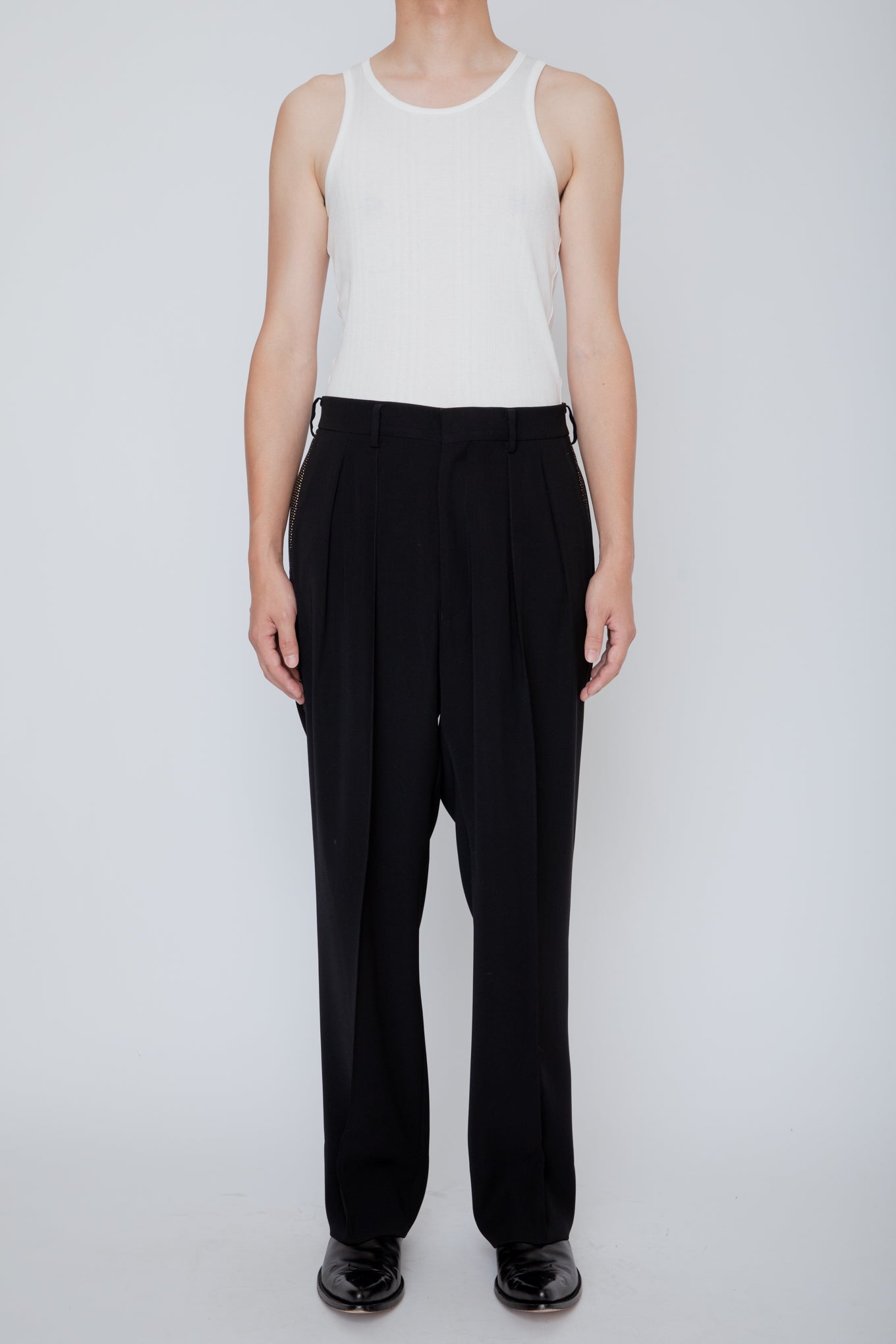 SIDE STRIPE TROUSERS / BLACK x GOLD