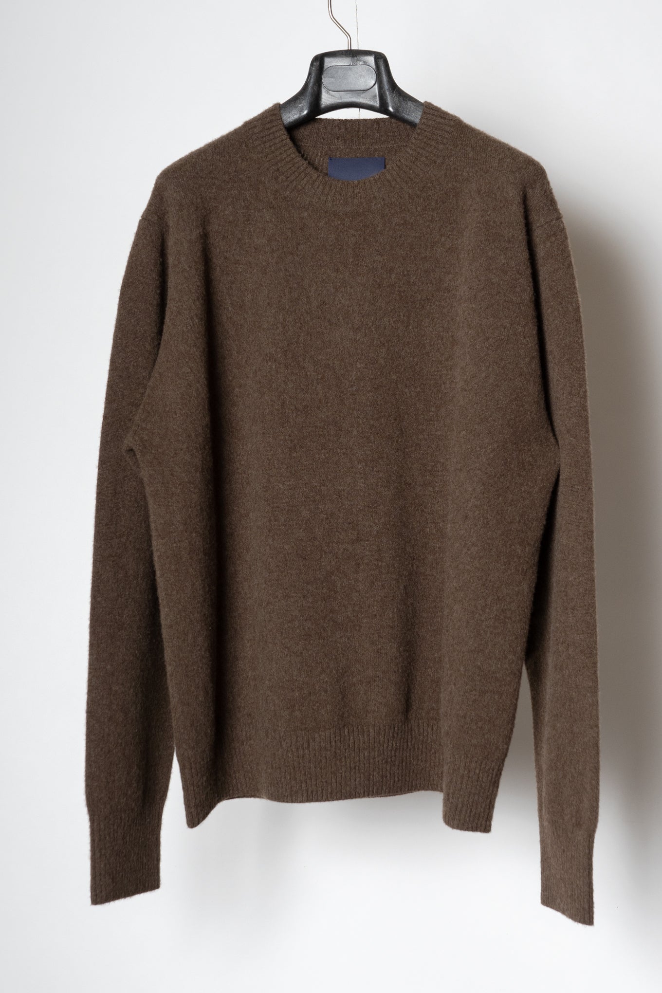 ONESIDE RAGLAN SLEEVE CREW NECK SWEATER / TOP BROWN – RAINMAKER KYOTO