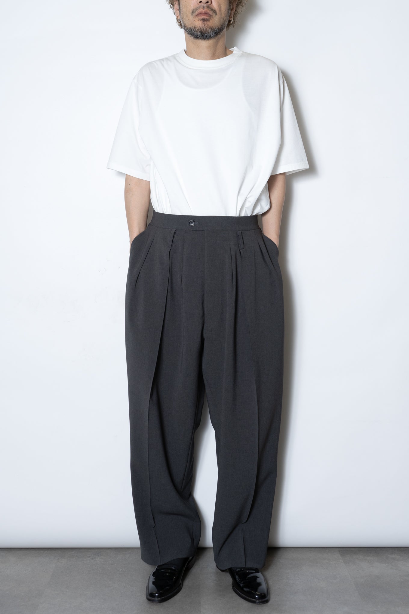 DOUBLE CLOTH 3-PLEATED TROUSERS / SLATE GRAY