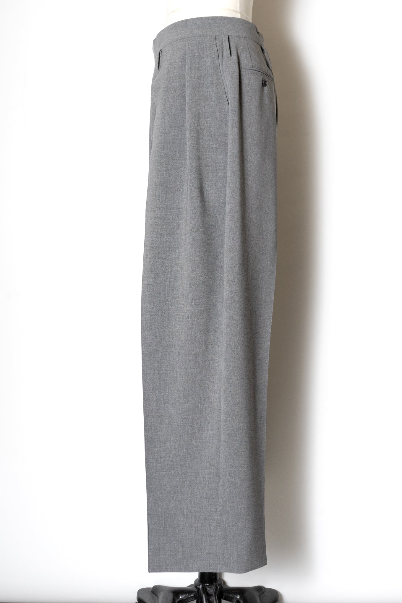 DOUBLE CLOTH 3-PLEATED TROUSERS / PEARL GRAY