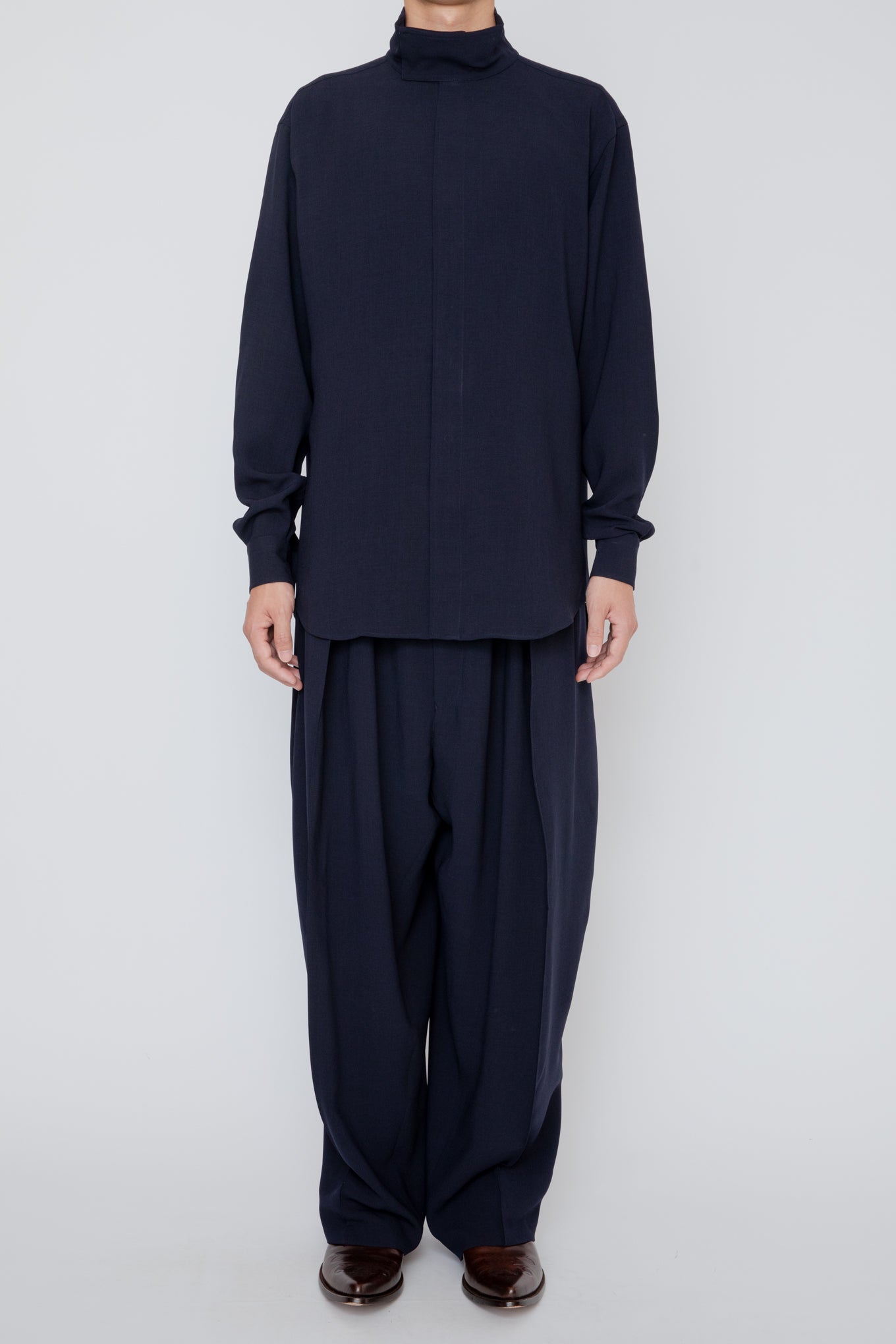 MELANGE TWILL HIGH NECK COLLAR SHIRT / NAVY