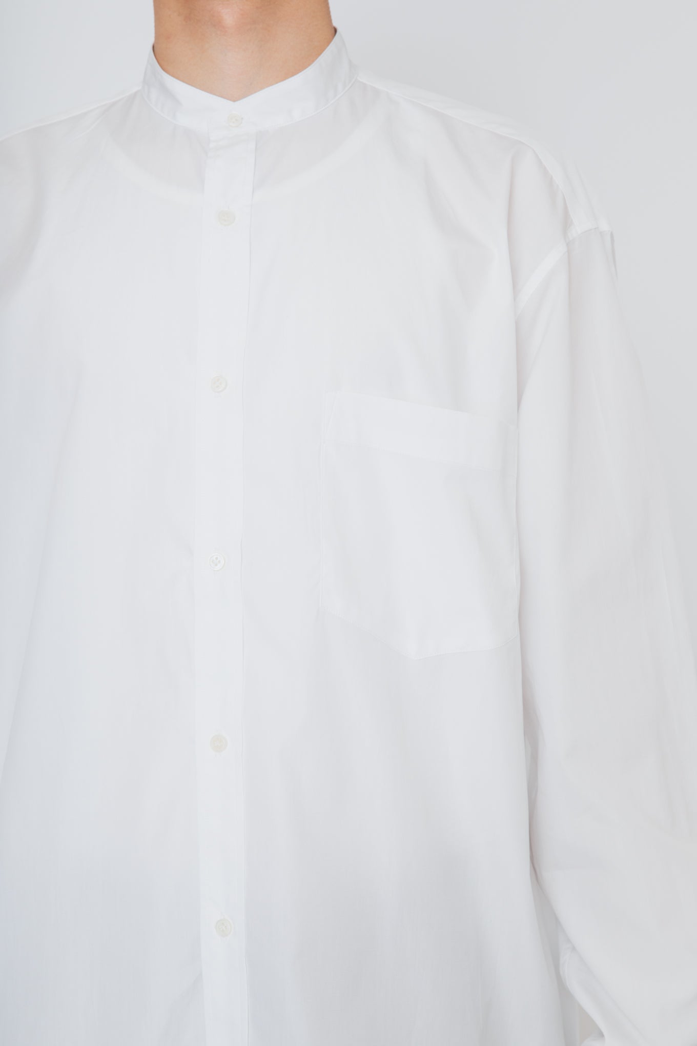 BAND COLLAR SHIRT / WHITE