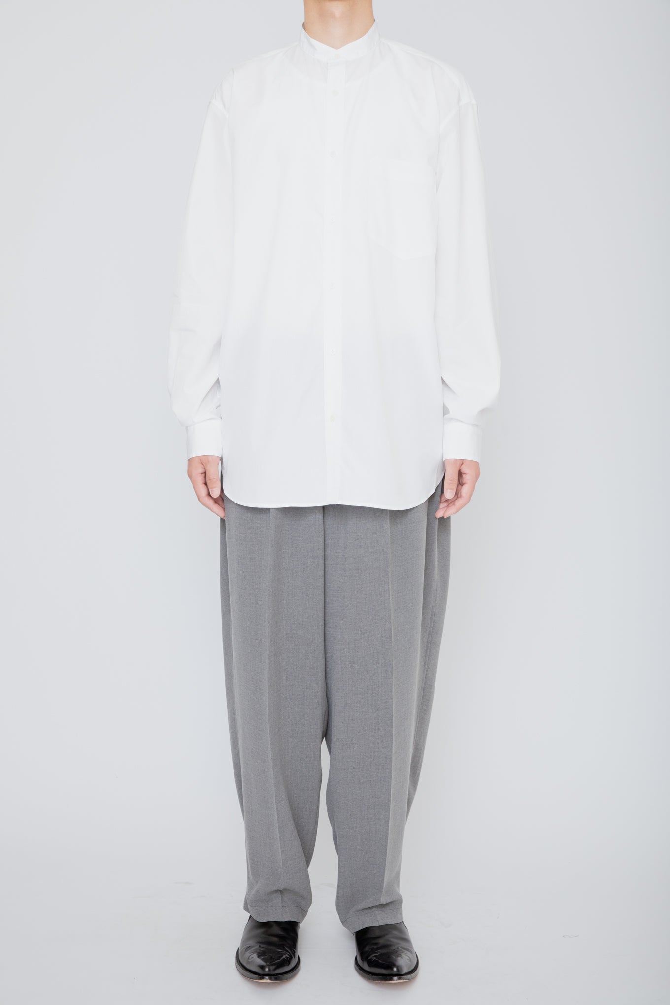 BAND COLLAR SHIRT / WHITE