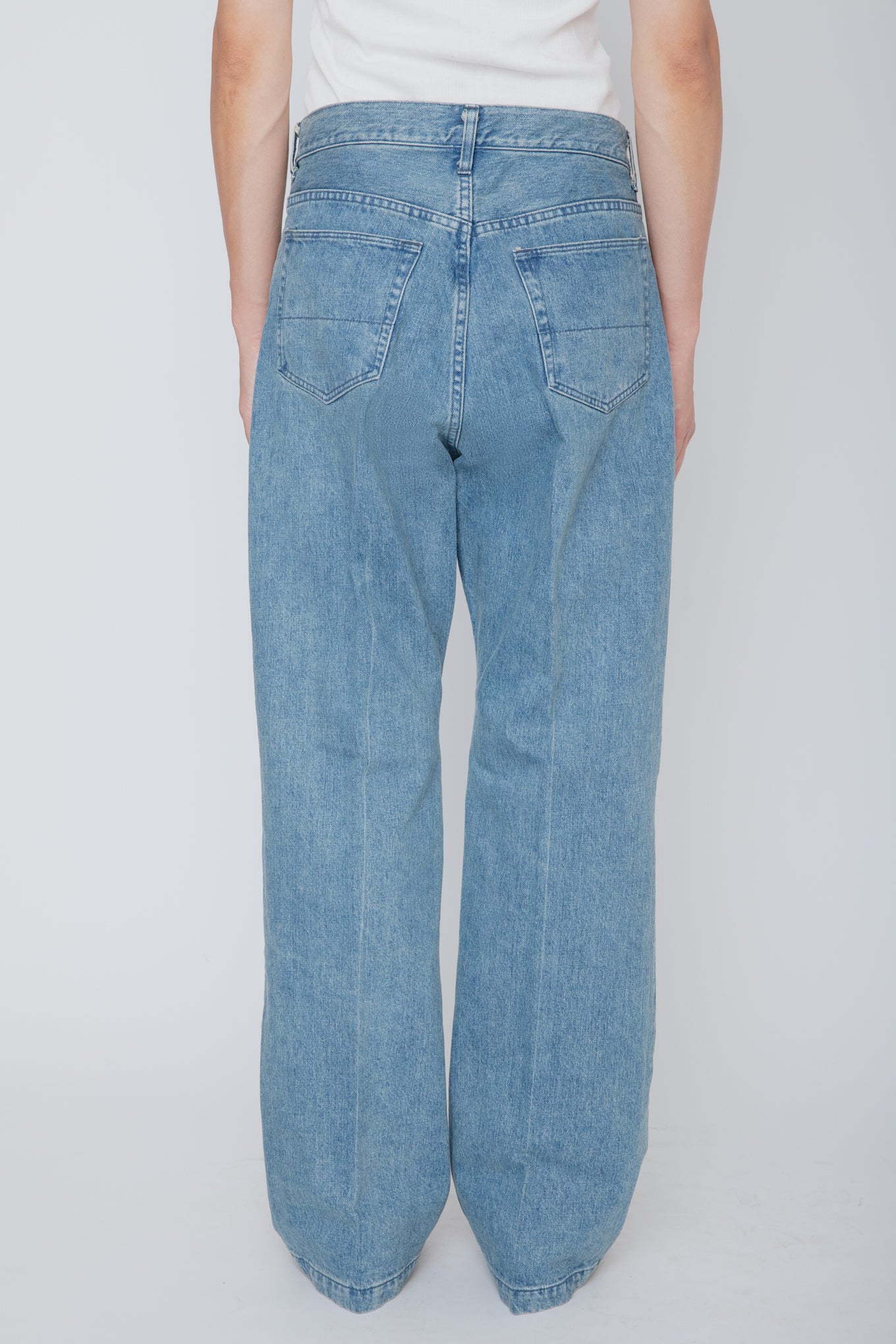 DENIM SEMI FLARED TROUSERS / LIGHT INDIGO