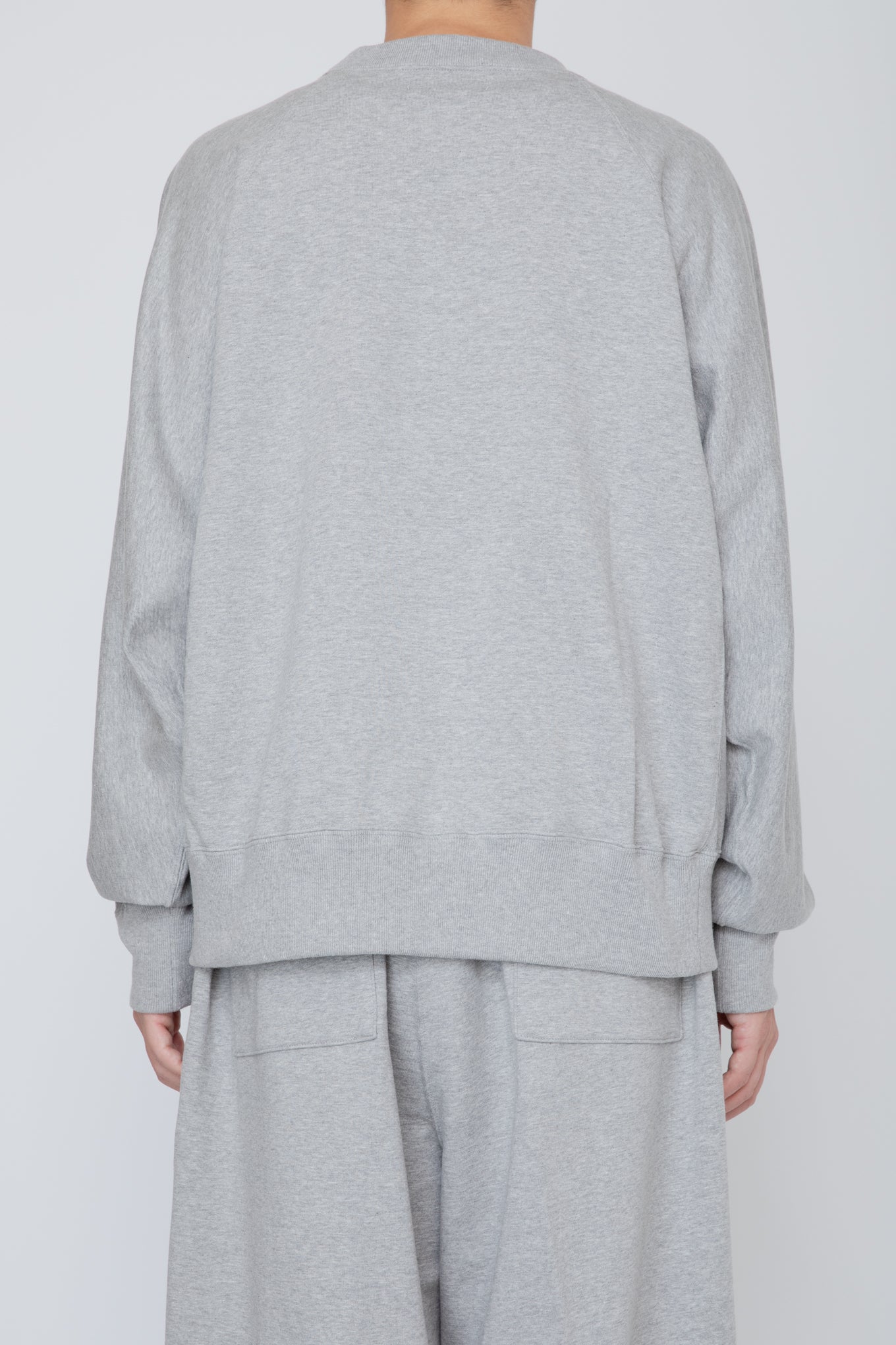 ONE-SIDE KIMONO SLEEVE SWEATSHIRT_LOOSE FIT / TOP GRAY