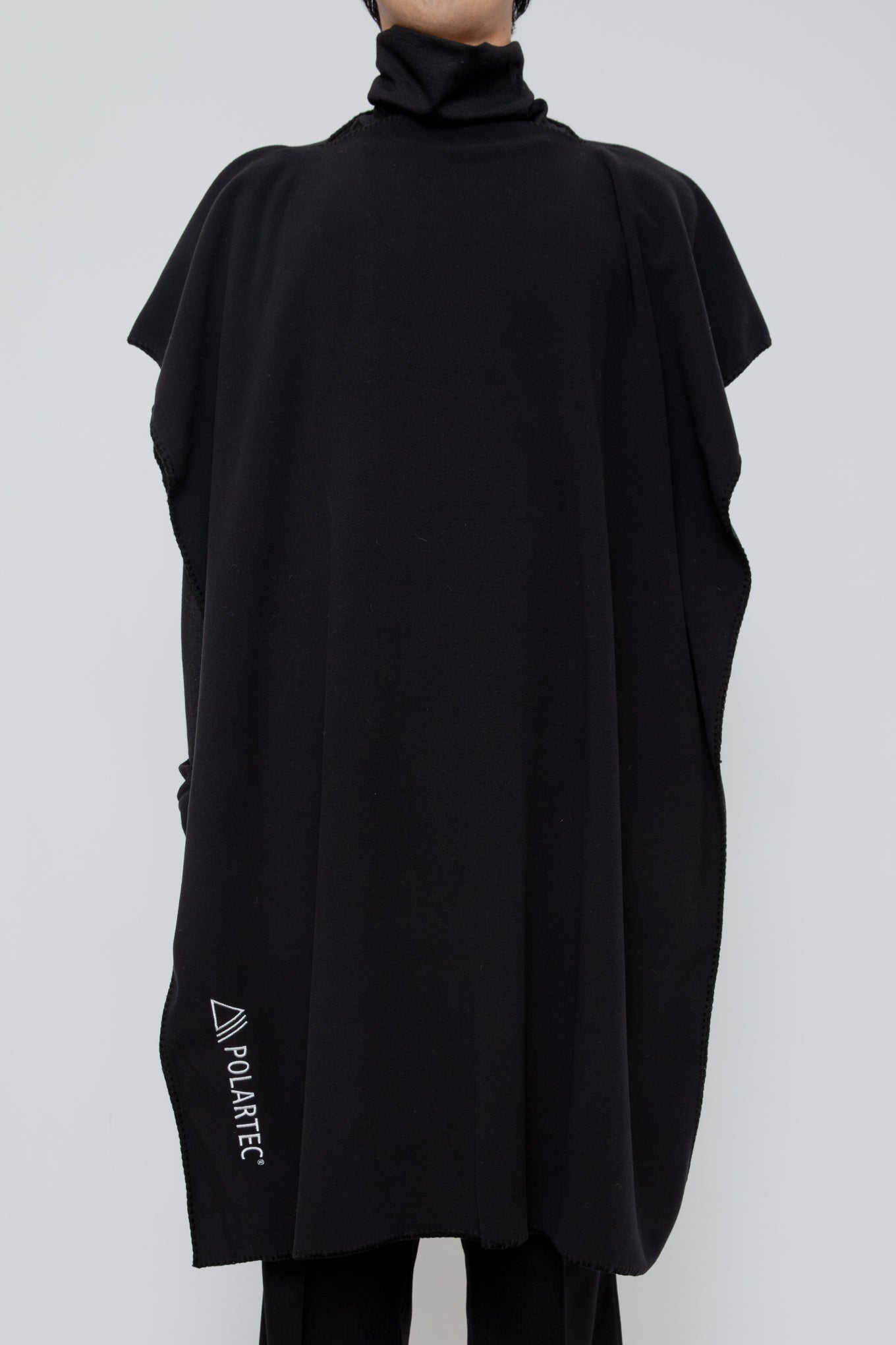 POLARTEC STOLE PONCHO / BLACK – RAINMAKER KYOTO