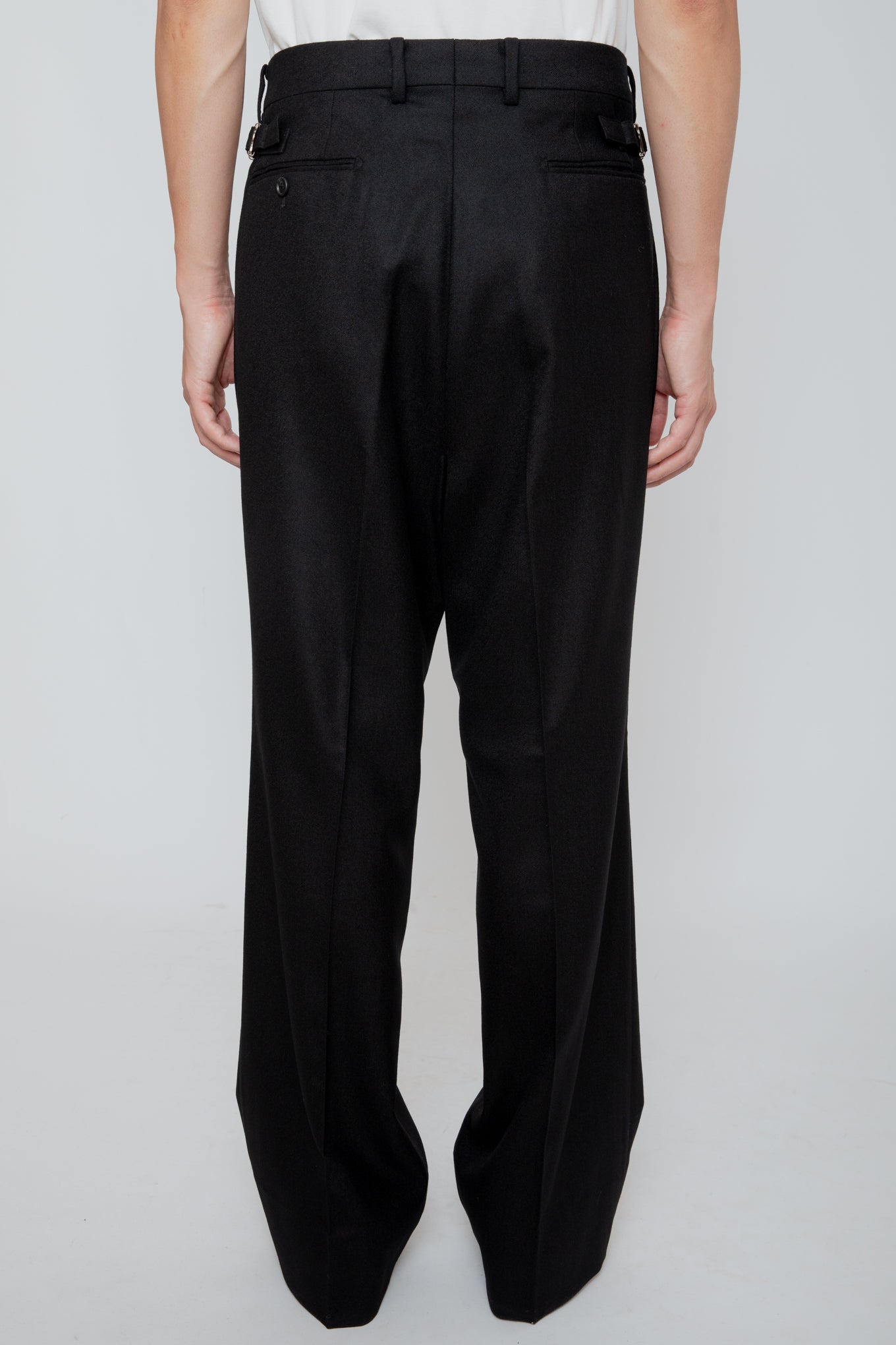 SEMI FLARED TROUSERS / BLACK