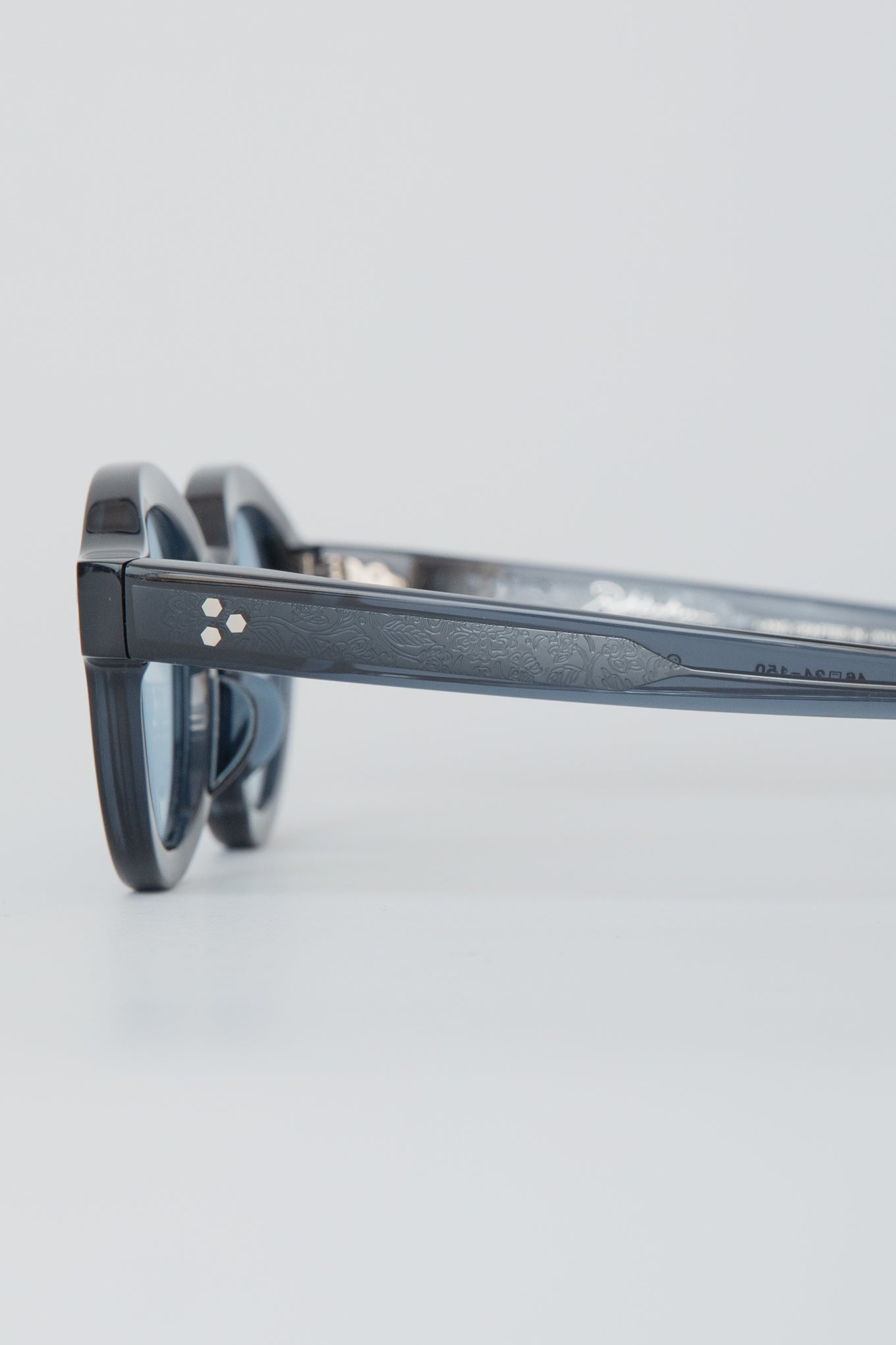 CORBY / FRAME-NAVY LENS-NAVY