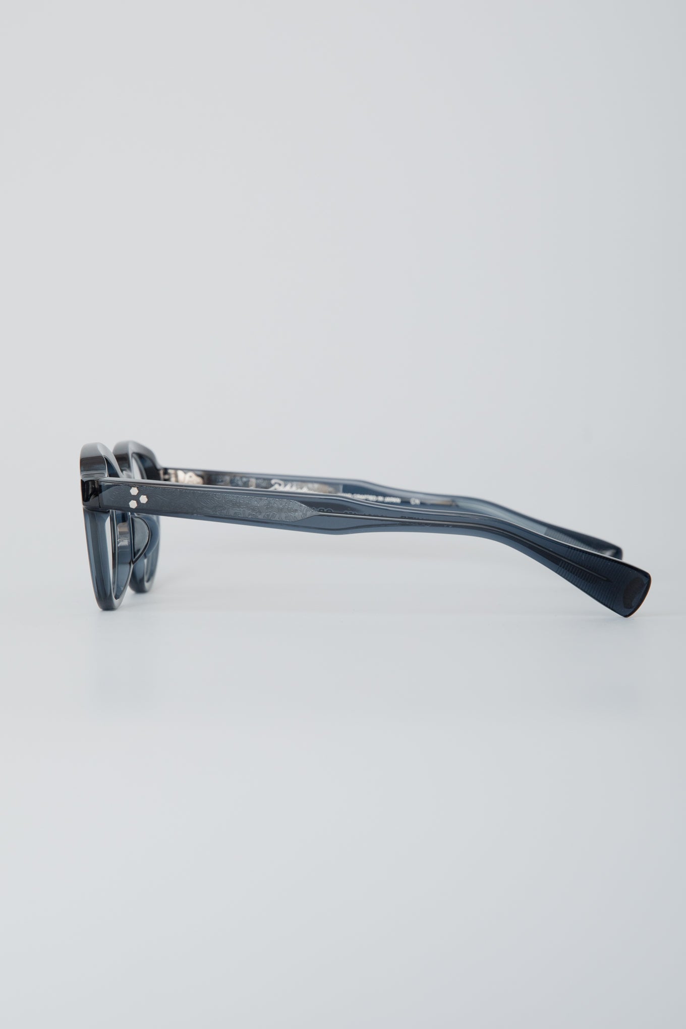 QUITO / FRAME-NAVY LENS-CLEAR