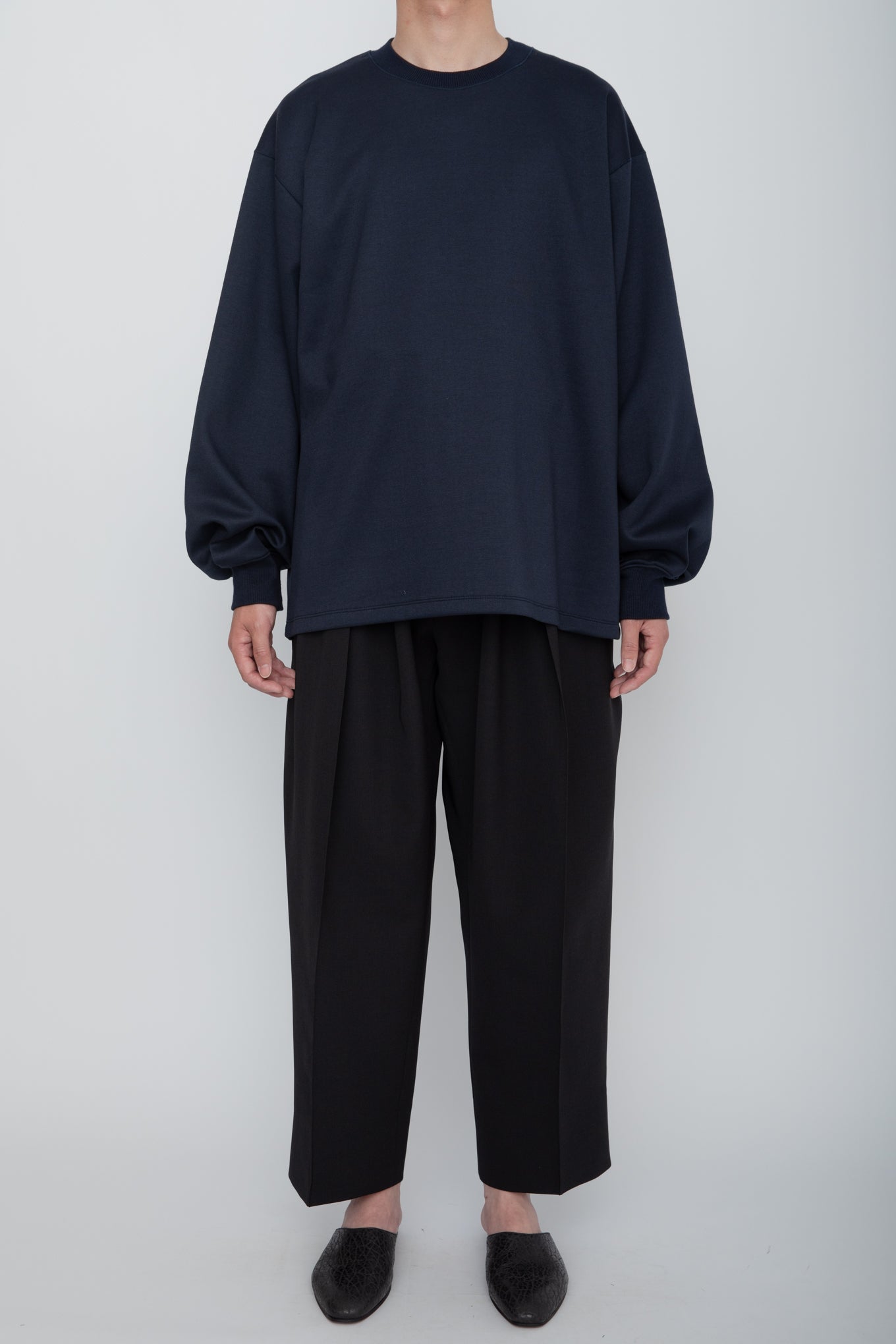 TUCK SLEEVE LONG TEE / NAVY