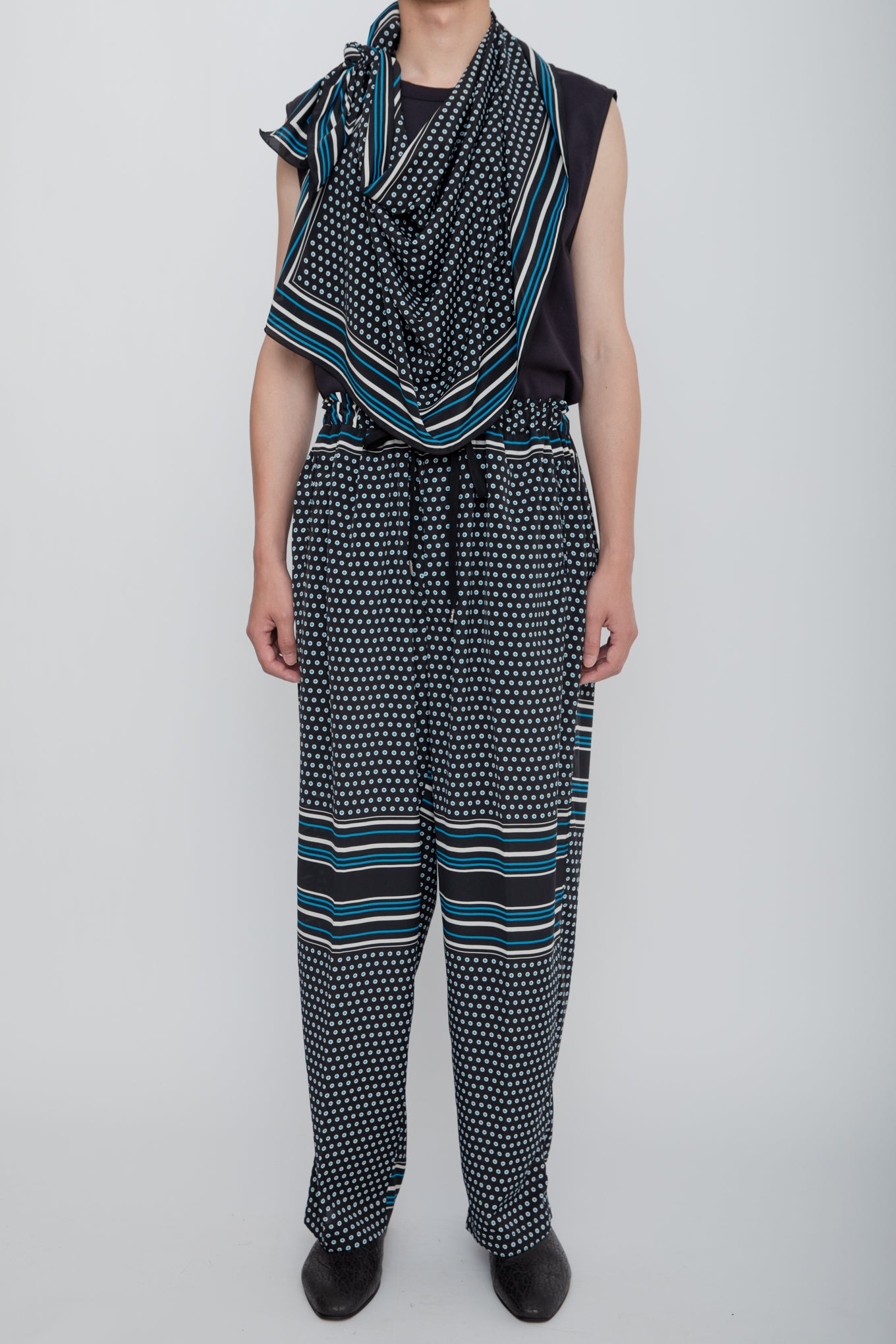 ETERNAL DOT STOLE / PATTERN