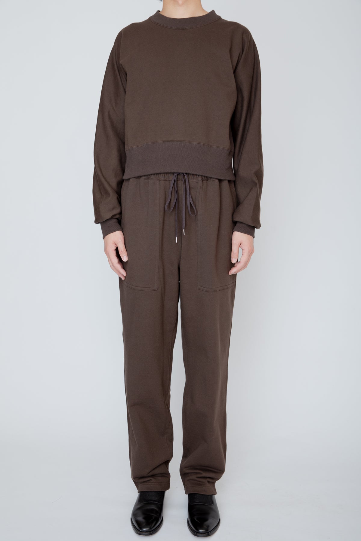 ONE-SIDE KIMONO SLEEVE SWEATSHIRT_TIGHT FIT / BROWN