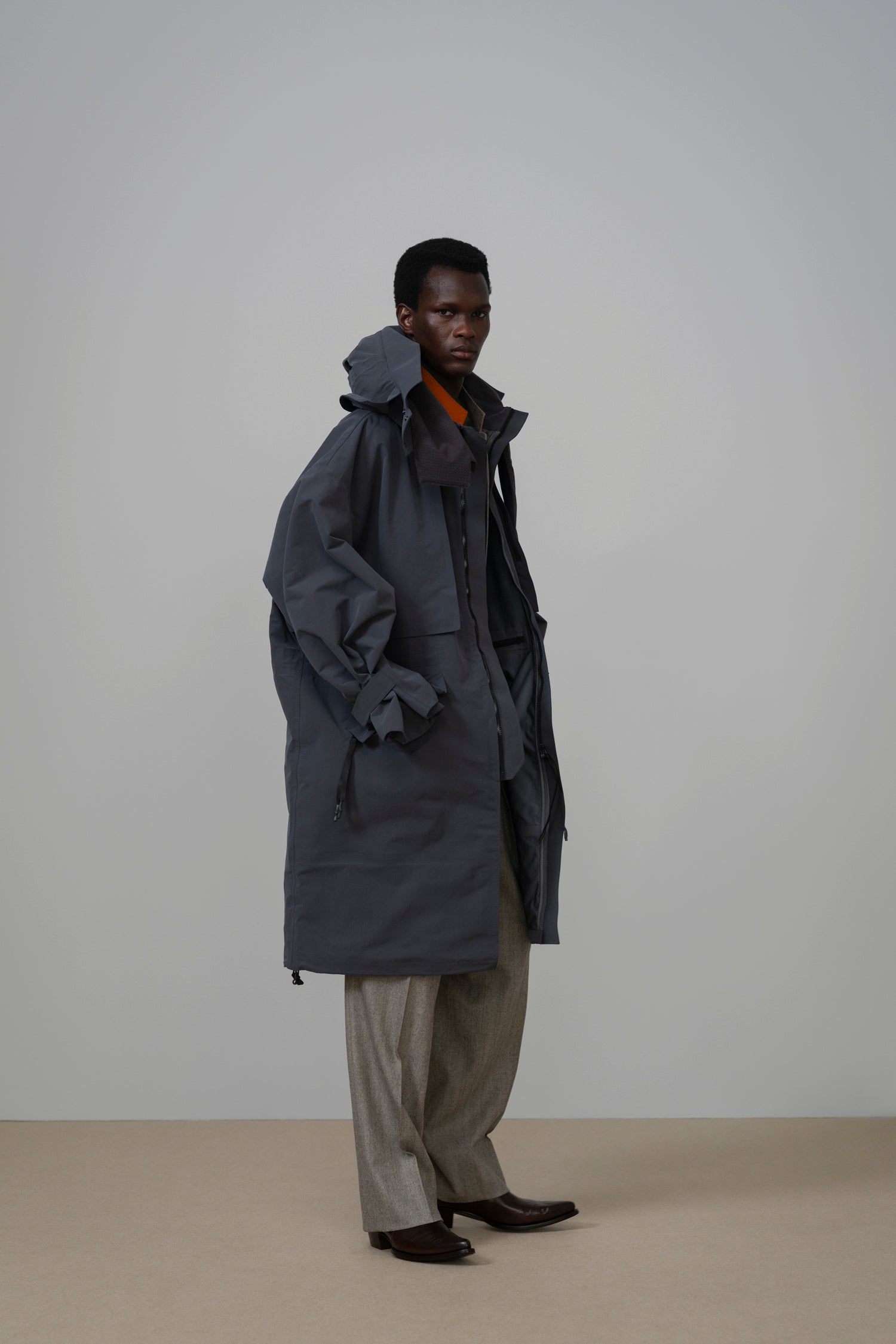 BREATHABLE WATERPROOF MOUNTAIN COAT / CHARCOAL – RAINMAKER KYOTO
