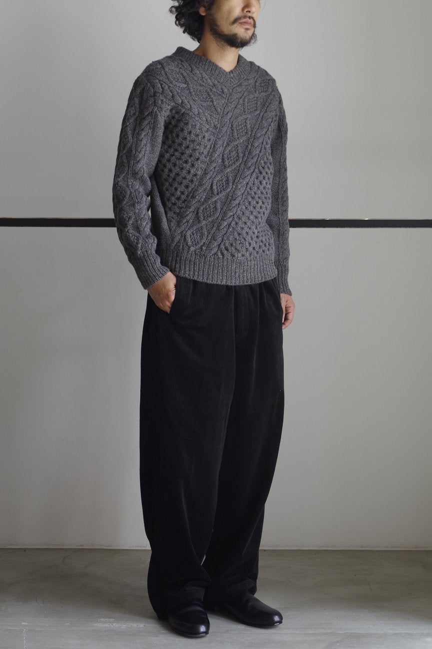 OBLIQUE V-NECK ALAN KNIT / GRAY – RAINMAKER KYOTO