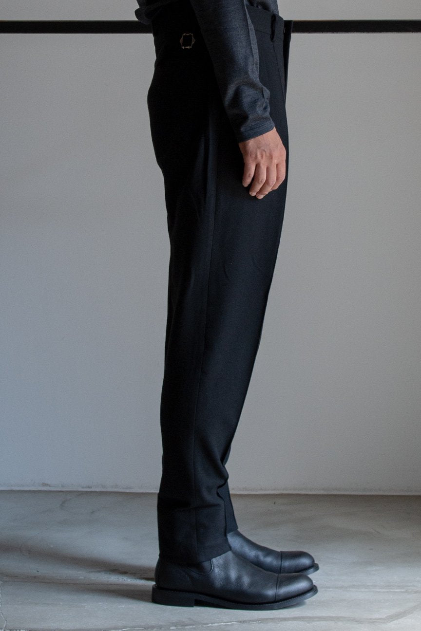 STRETCH 2-PLEATED TROUSERS/ BLACK – RAINMAKER KYOTO