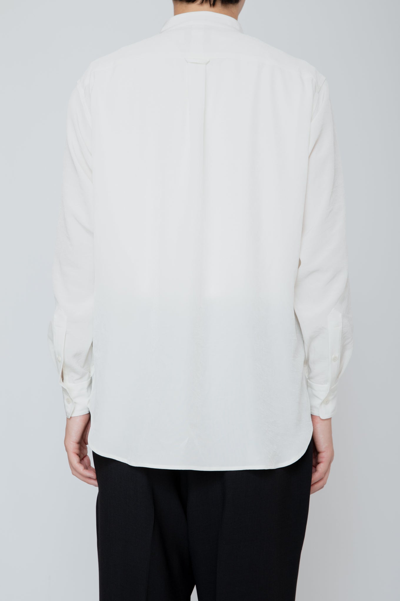 BAND COLLAR SHIRT / WHITE