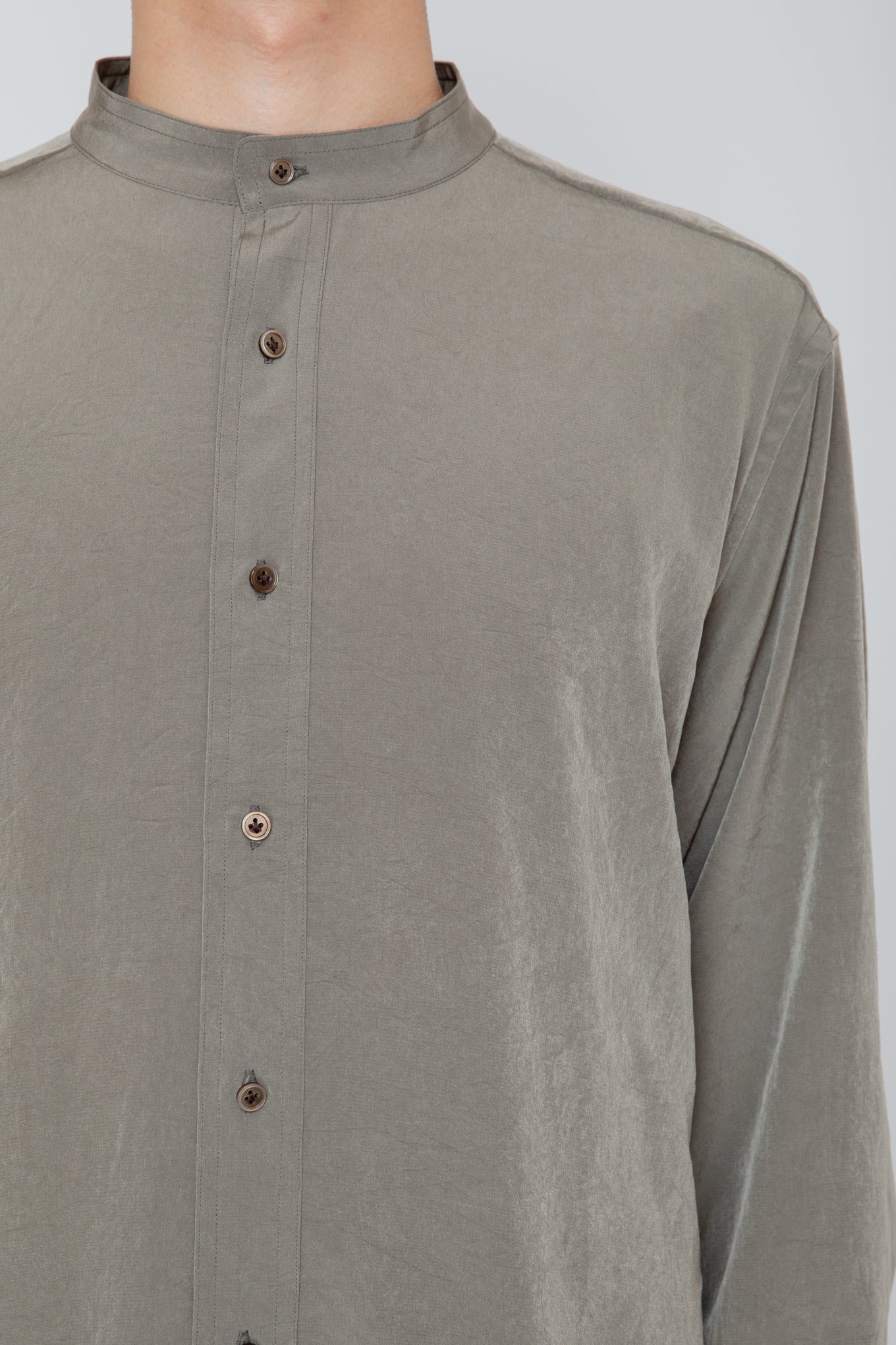 BAND COLLAR SHIRT / TAUPE
