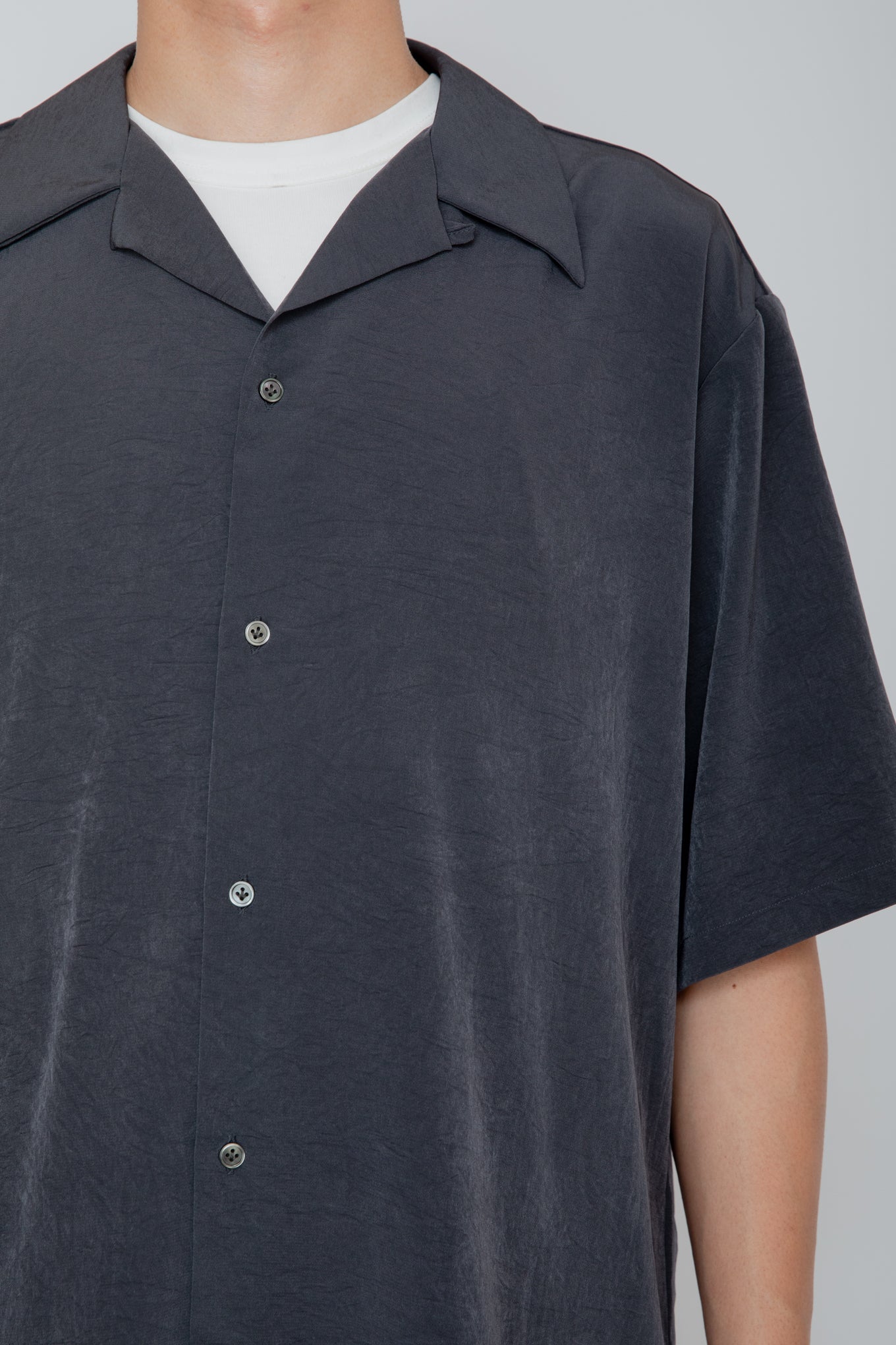 OPEN COLLAR S/S SHIRT / CHARCOAL