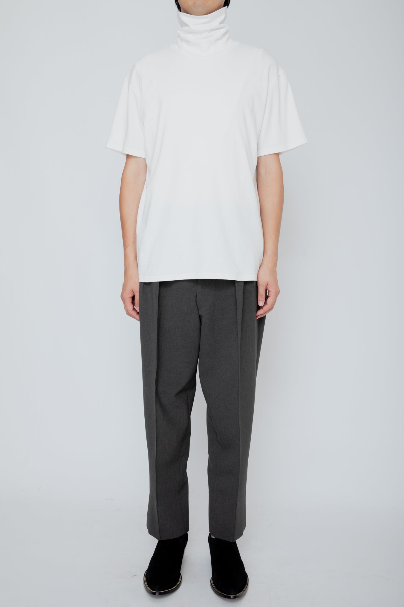 HIGH NECK S/S T-SHIRT / WHITE