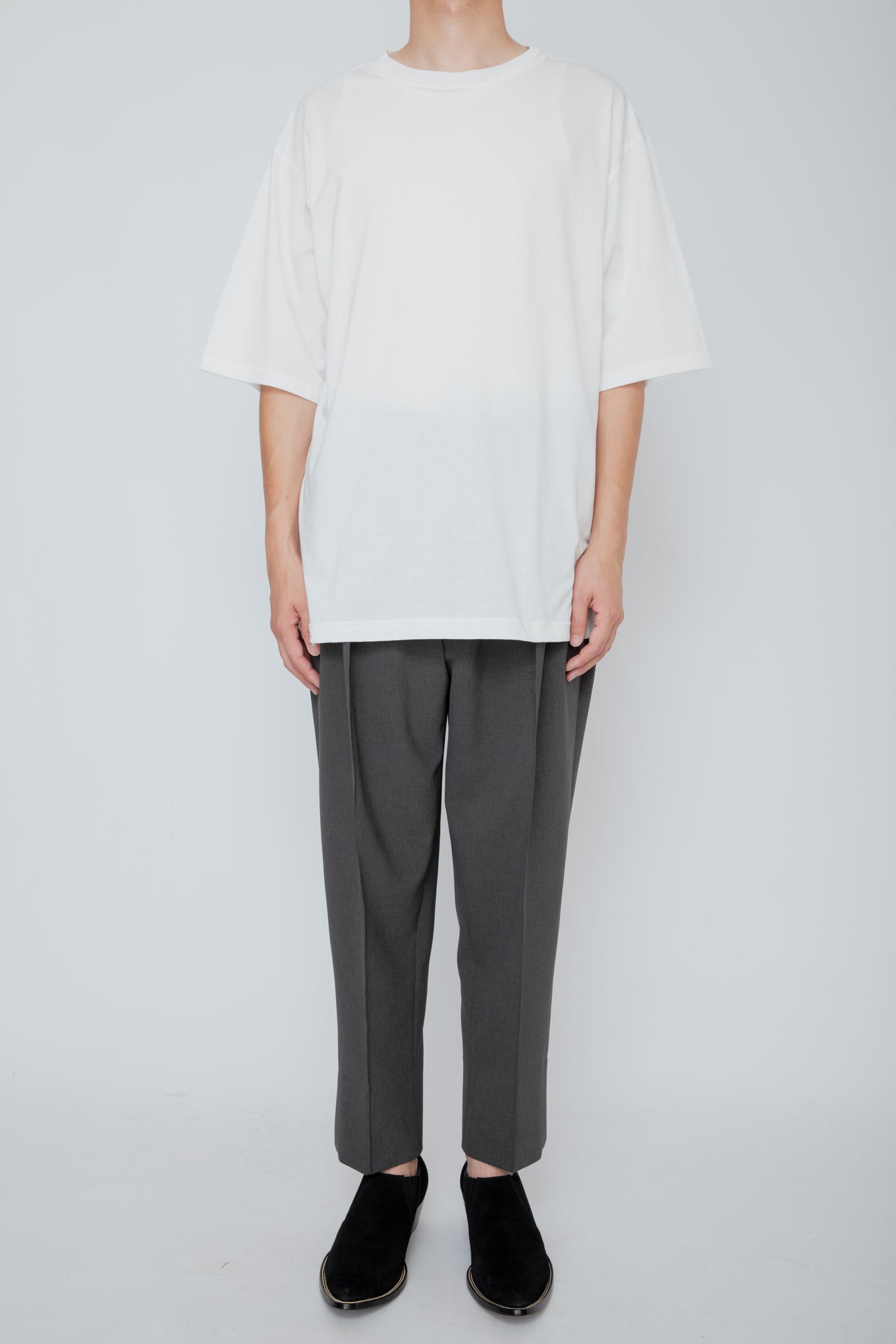 CREW-NECK T-SHIRT / WHITE