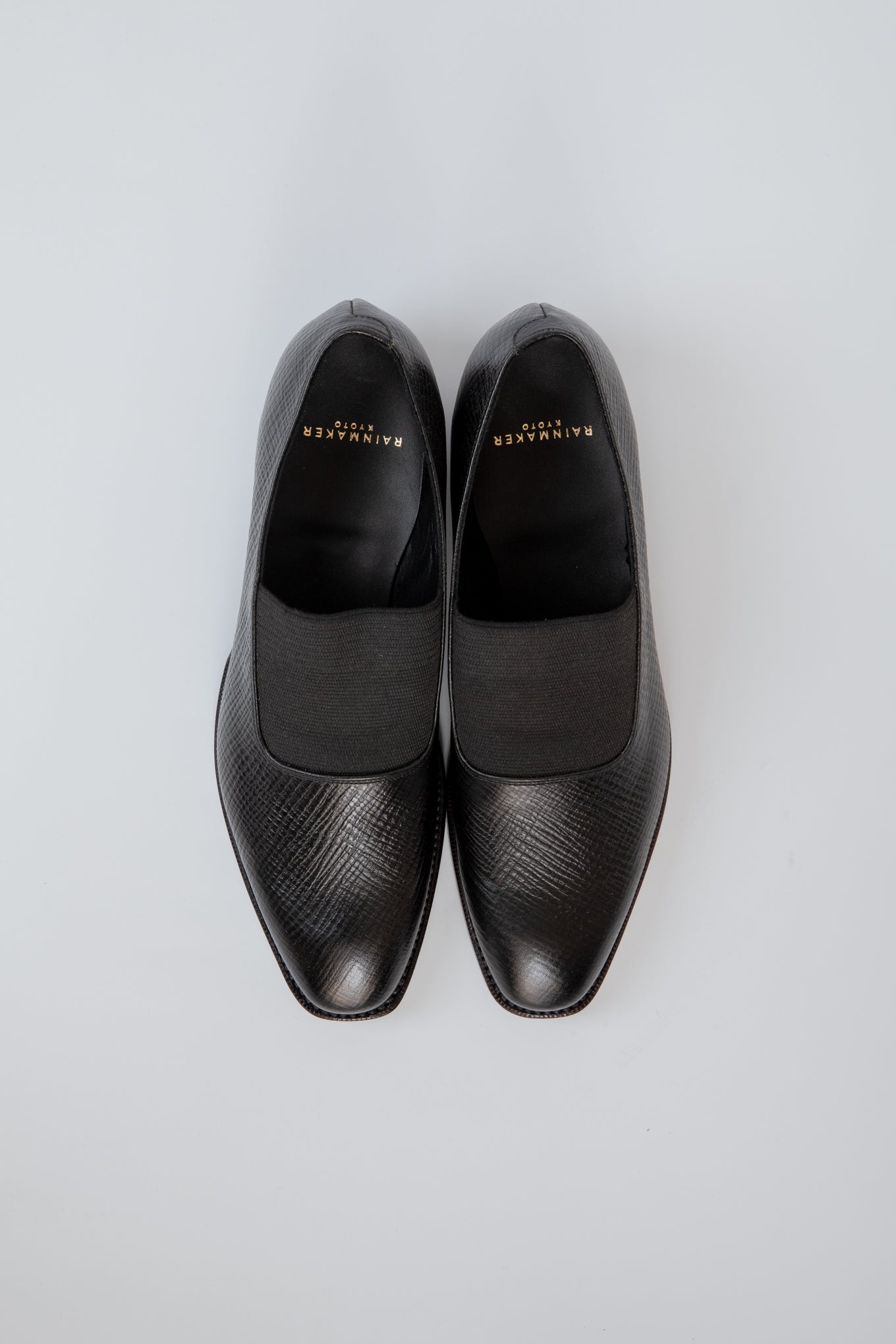 SHIRRING OPERA PUMPS / BLACK EMBOSS