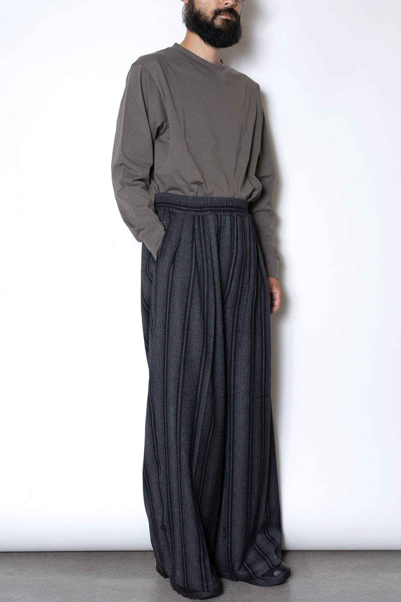 PEACH POPLIN WIDE TROUSERS/STEEL BLUE – RAINMAKER KYOTO