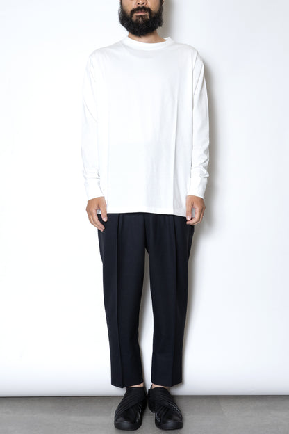 CREW-NECK LONG T-SHIRT / OFF WHITE