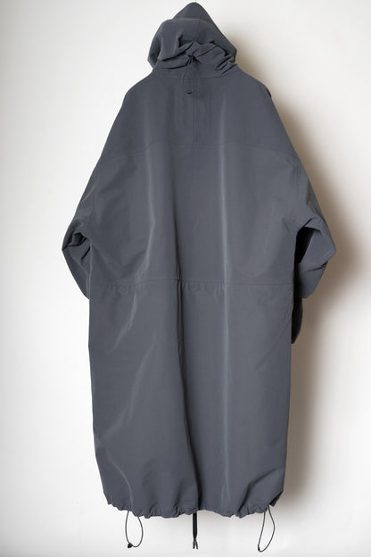 BREATHABLE WATERPROOF MOUNTAIN COAT / CHARCOAL