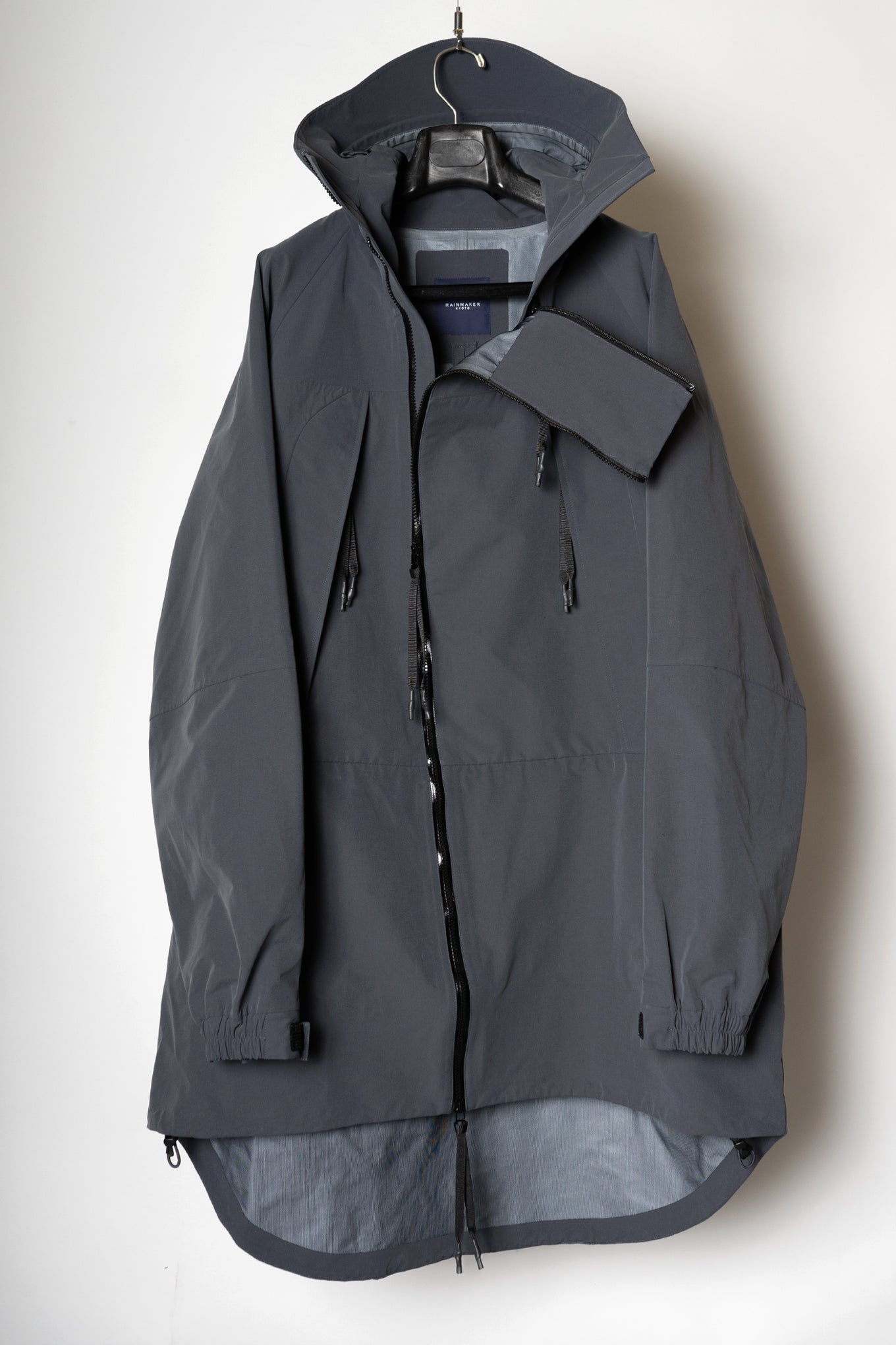 BREATHABLE WATERPROOF MONSTER PARKA / CHARCOAL – RAINMAKER KYOTO