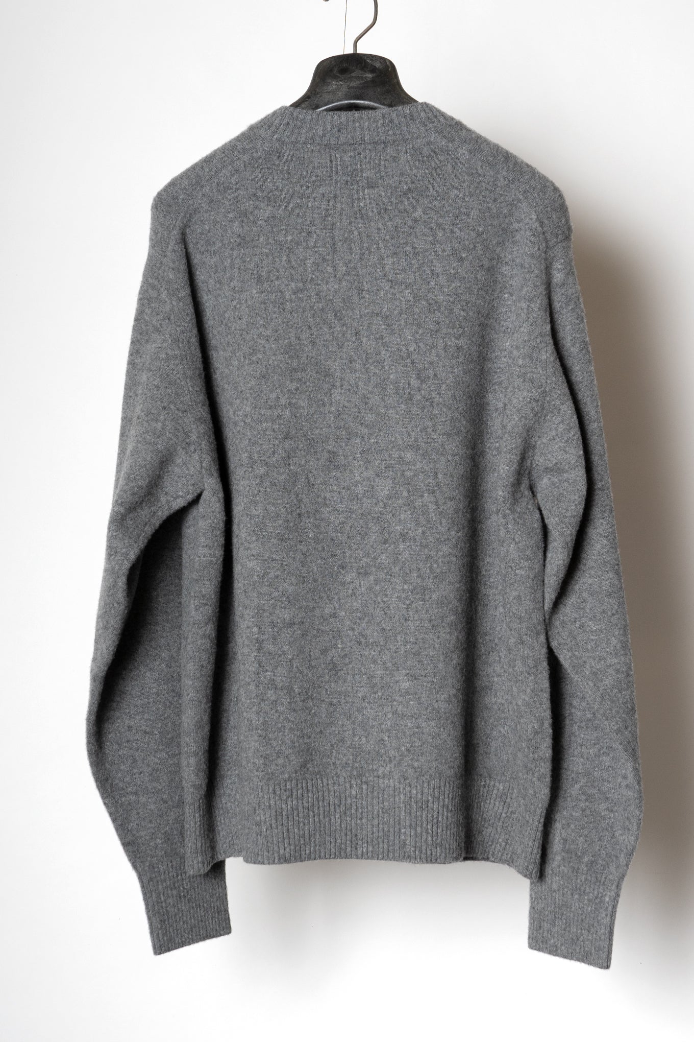 ONESIDE RAGLAN SLEEVE CREW NECK SWEATER / TOP GRAY