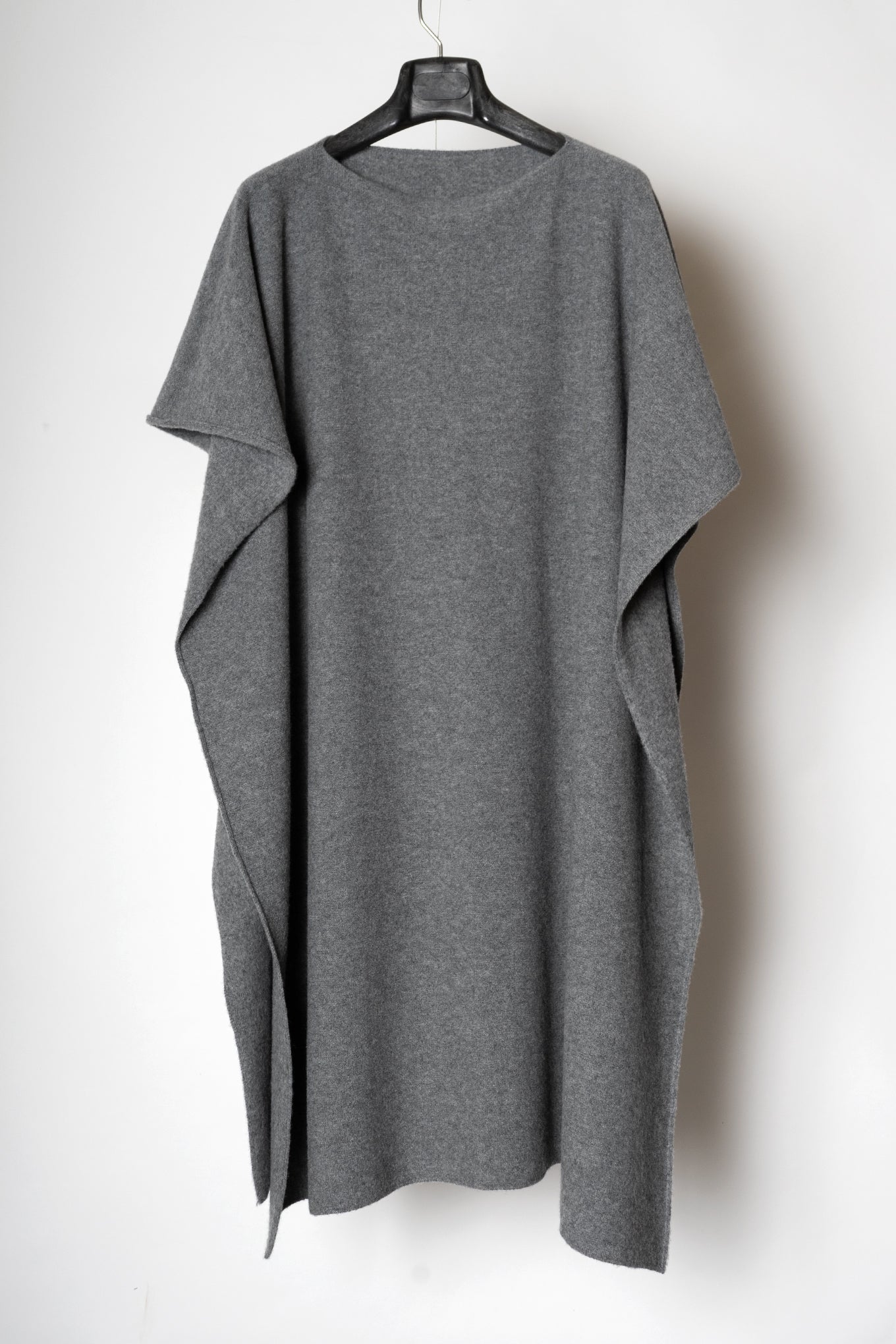 STOLE PONCHO / TOP GRAY