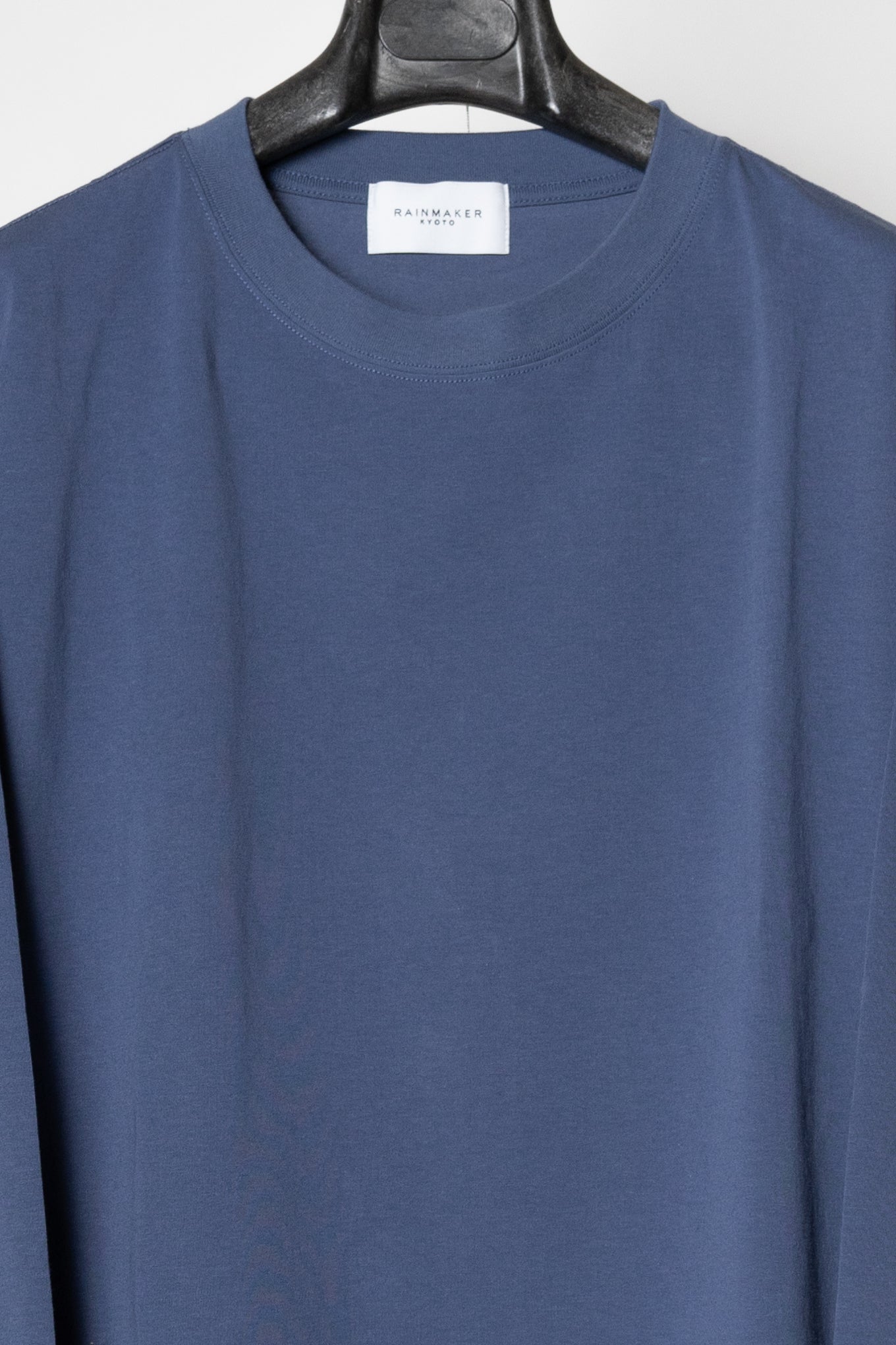 CREW-NECK LONG T-SHIRT / FADE BLUE