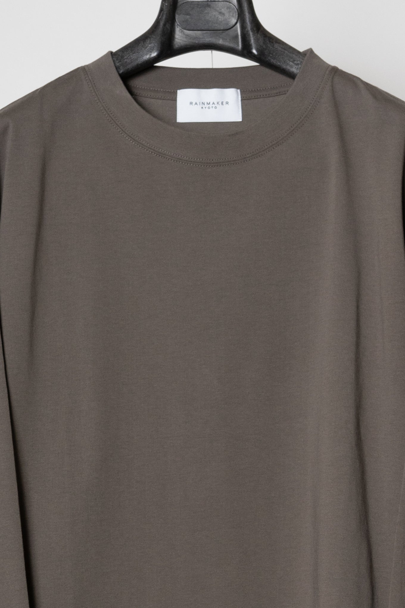 CREW-NECK LONG T-SHIRT / TAUPE