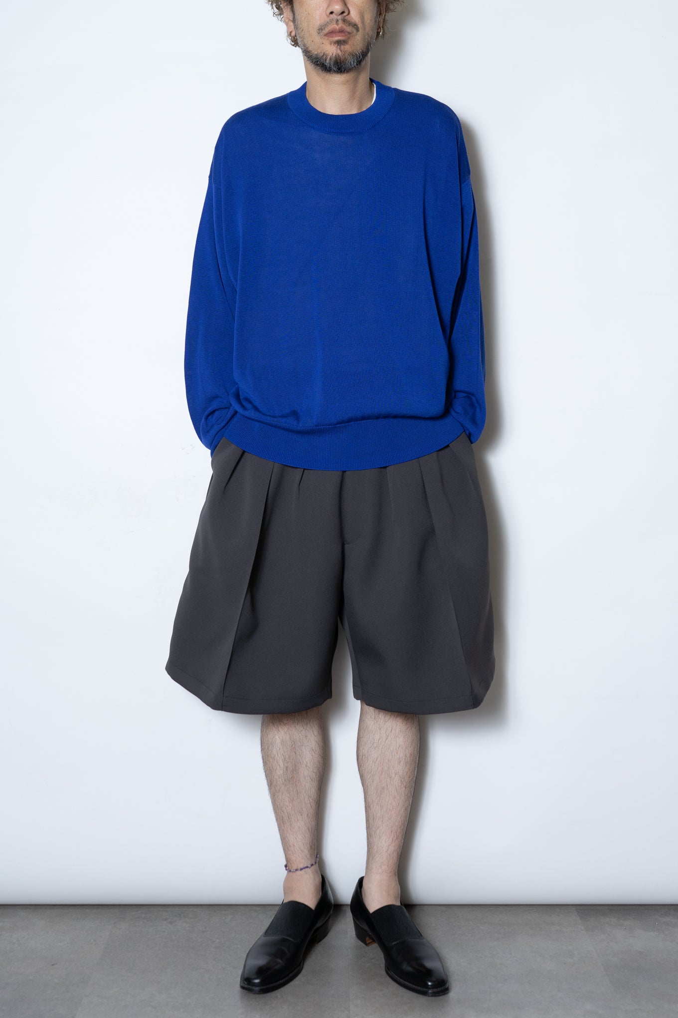 CREW-NECK SWEATER / BLUE