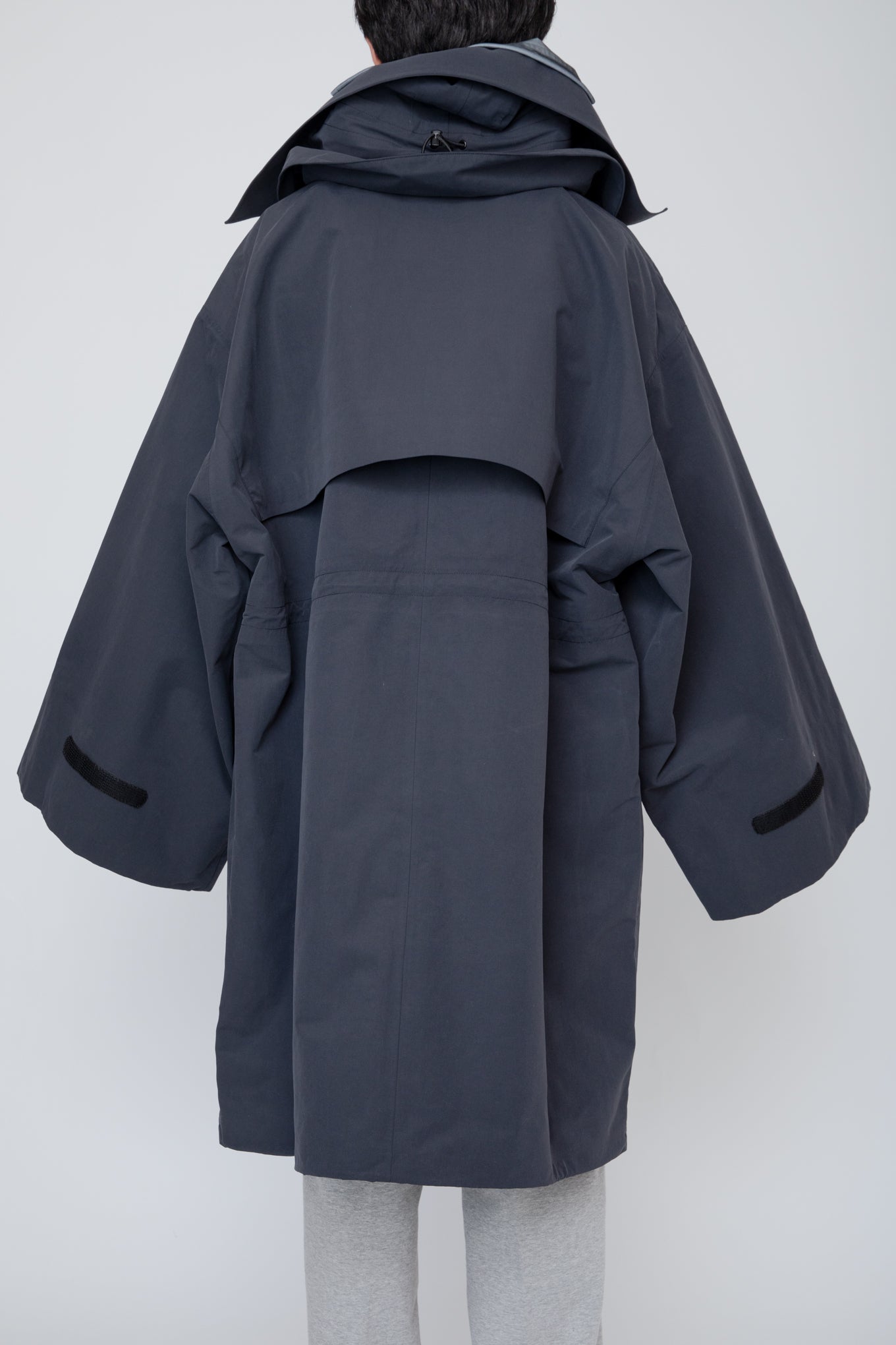BREATHABLE WATERPROOF FIELD PARKA / BLACK