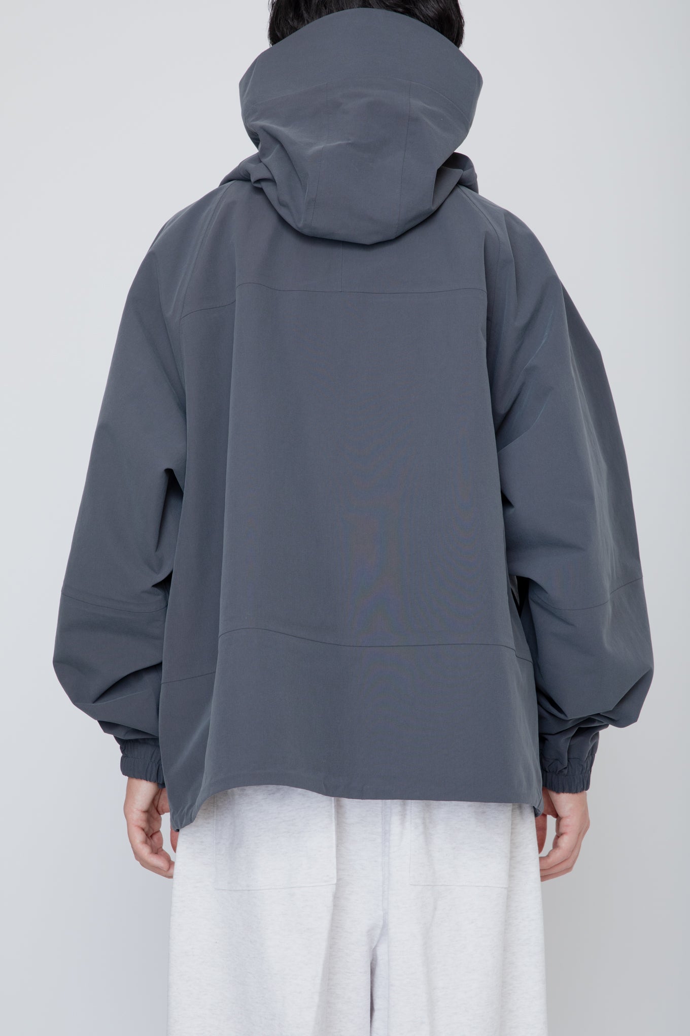 BREATHABLE WATERPROOF MOUTAIN PARKA / CHARCOAL
