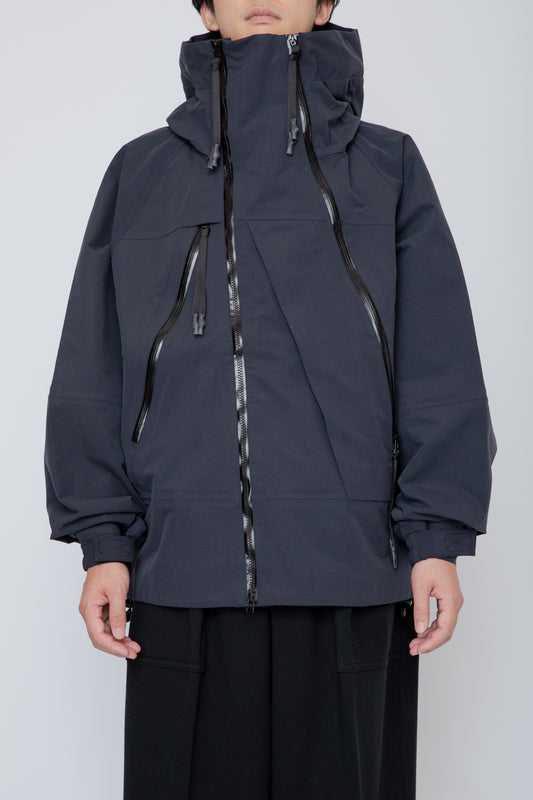 BREATHABLE WATERPROOF MOUTAIN PARKA / BLACK