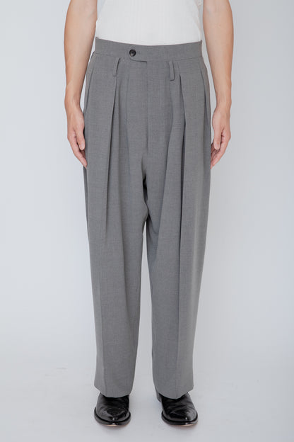 MELANGE TWILL 3-PLEATED TROUSERS / TOP GRAY