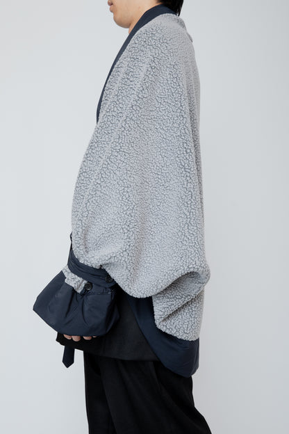 BLANKET MANTLE / GRAY