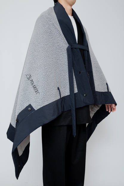 BLANKET MANTLE / GRAY