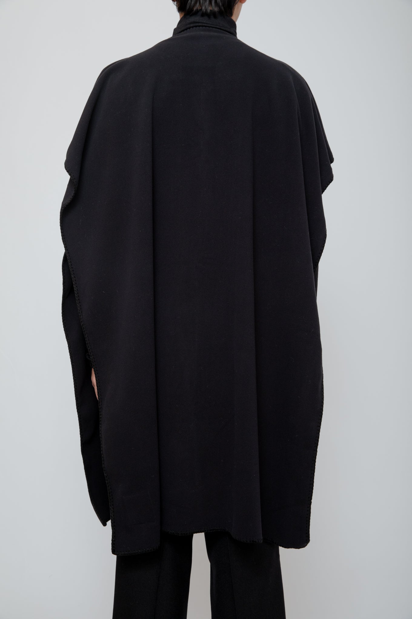 POLARTEC STOLE PONCHO / BLACK – RAINMAKER KYOTO