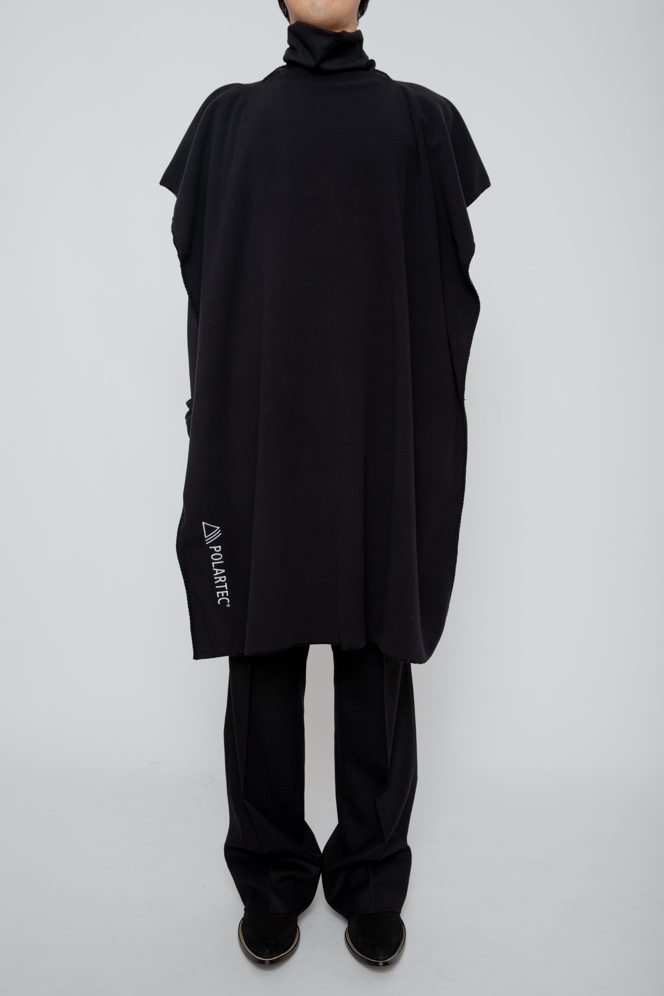 POLARTEC STOLE PONCHO / BLACK