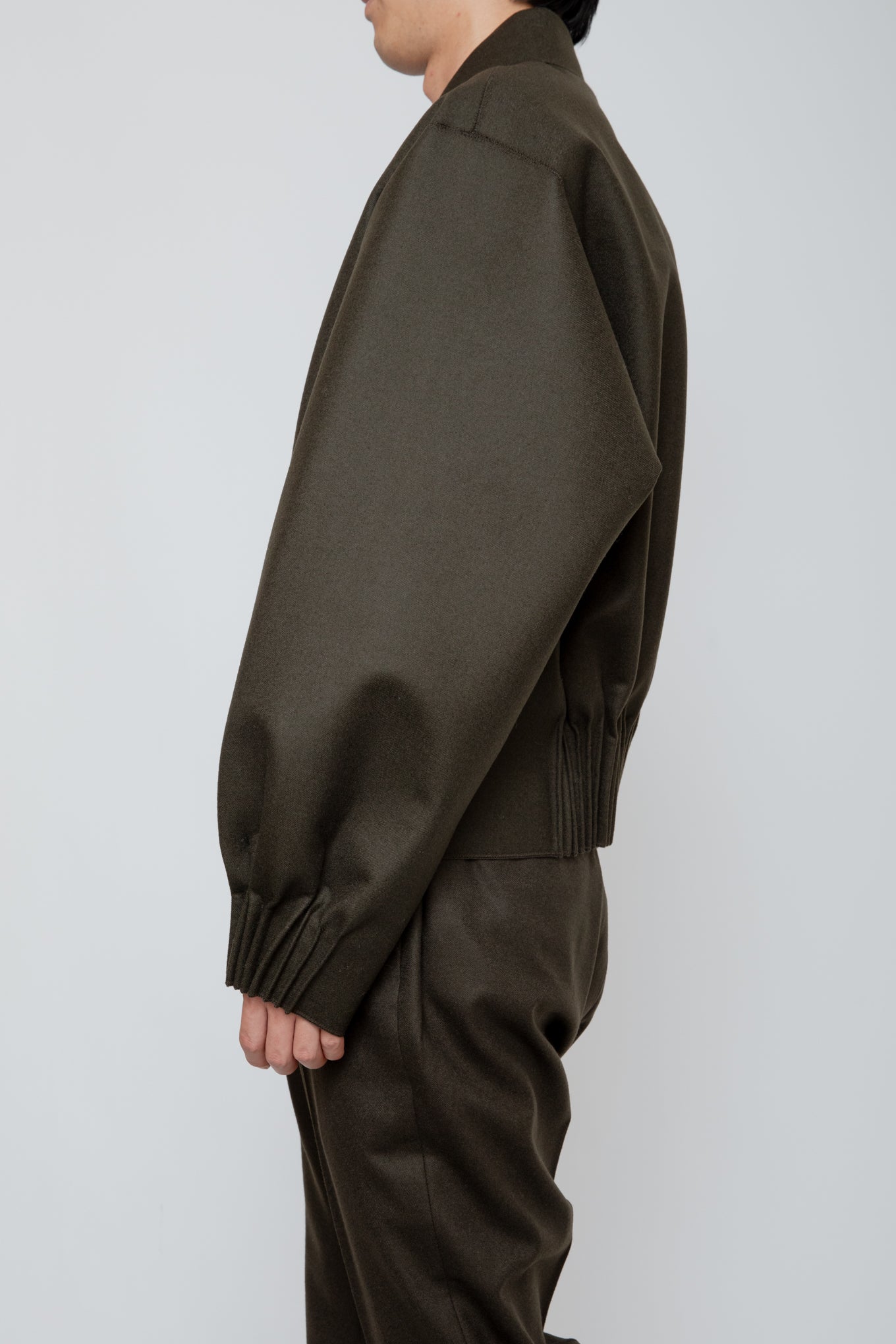 BUMPY GATHERED JACKET / DARK OLIVE