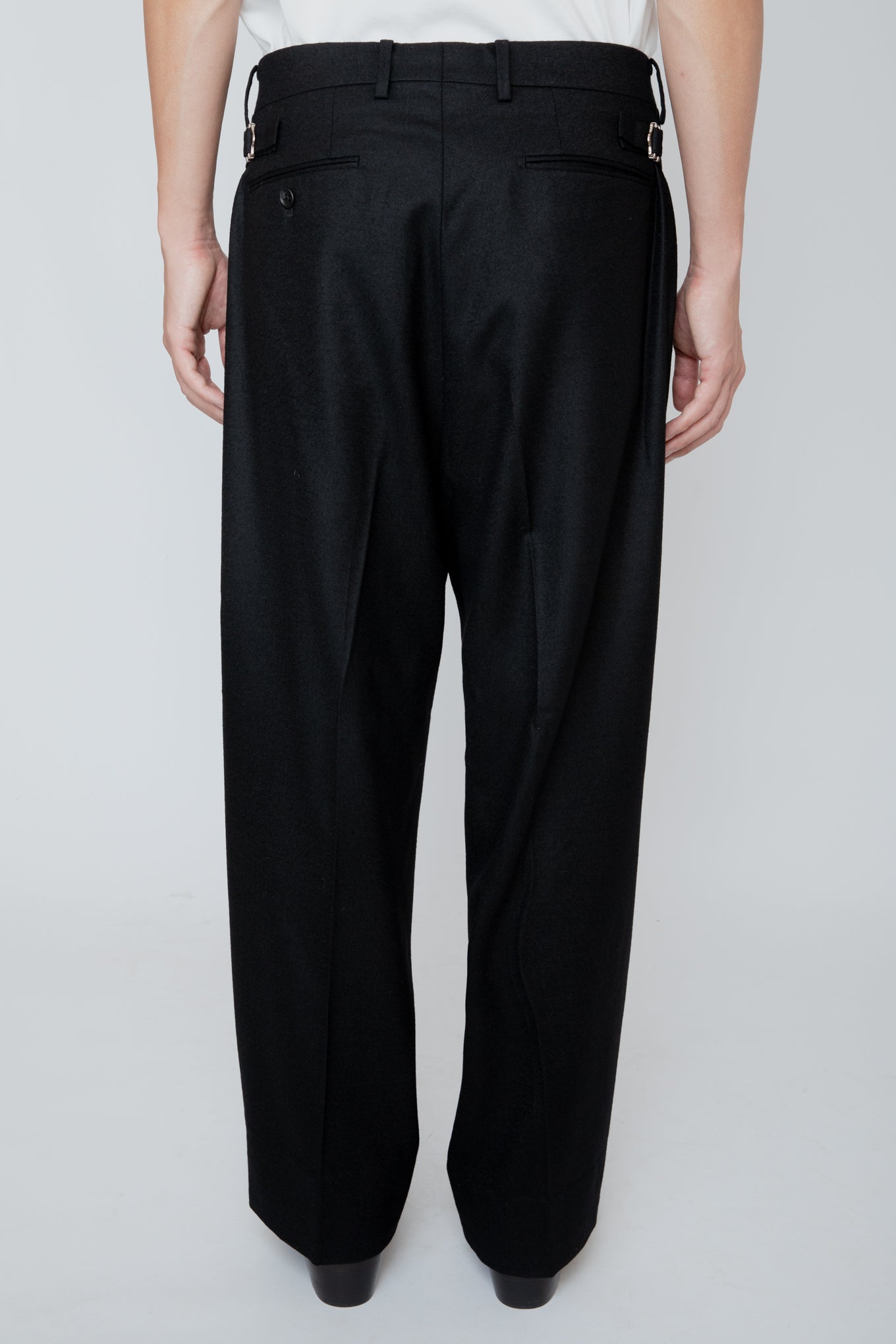 WIDE TROUSERS / BLACK