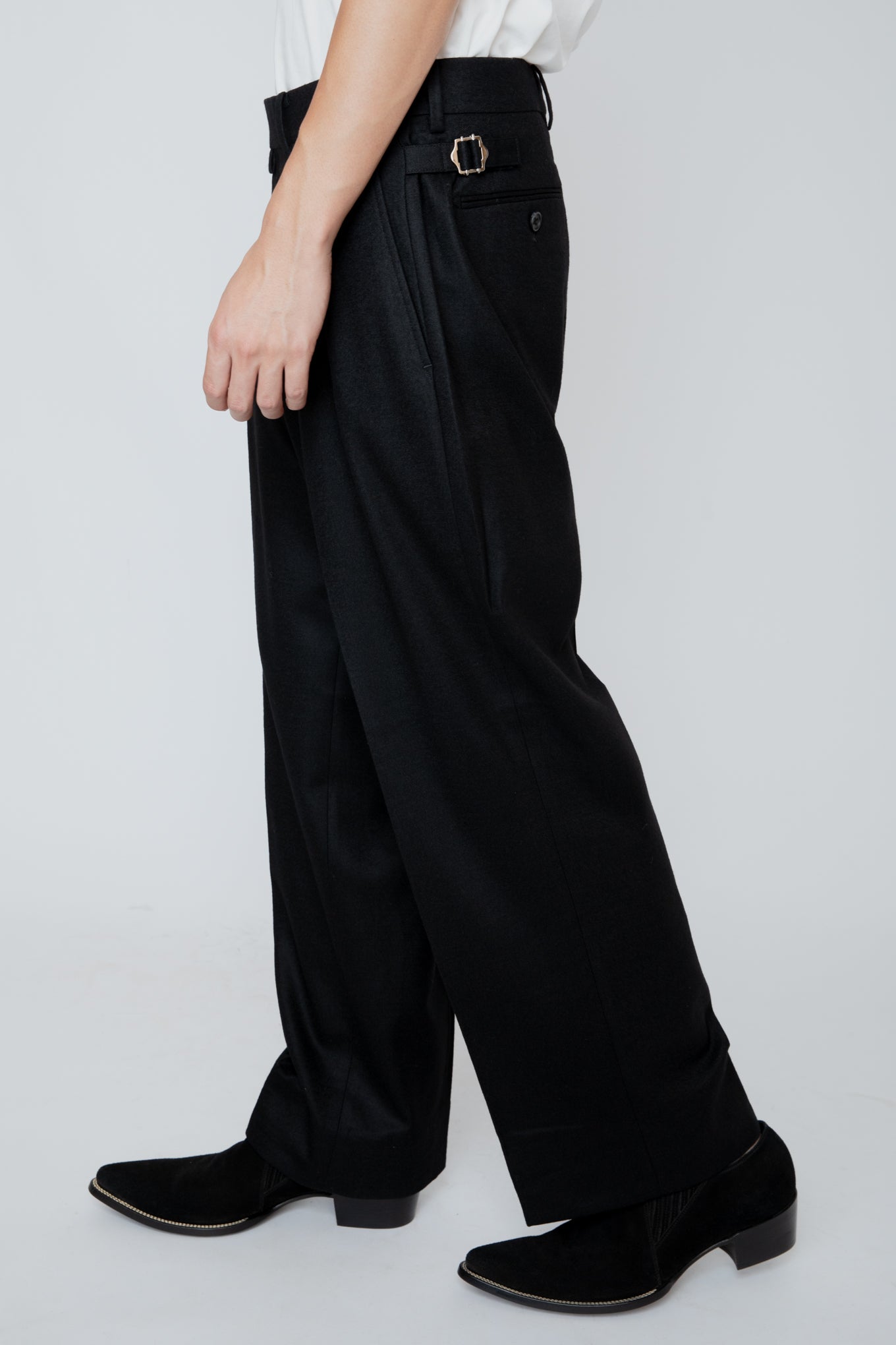 WIDE TROUSERS / BLACK